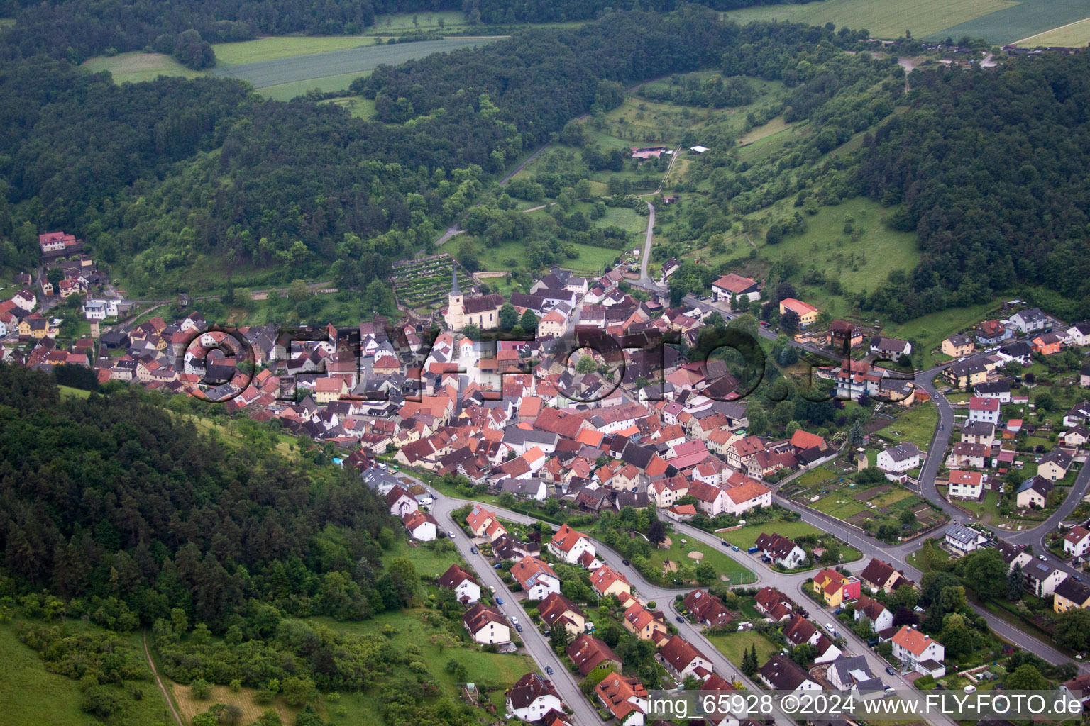 Vue aérienne de Sulzthal dans le département Bavière, Allemagne