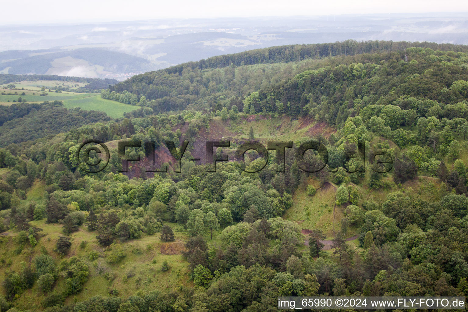 Vue aérienne de Weickersgrüben dans le département Bavière, Allemagne