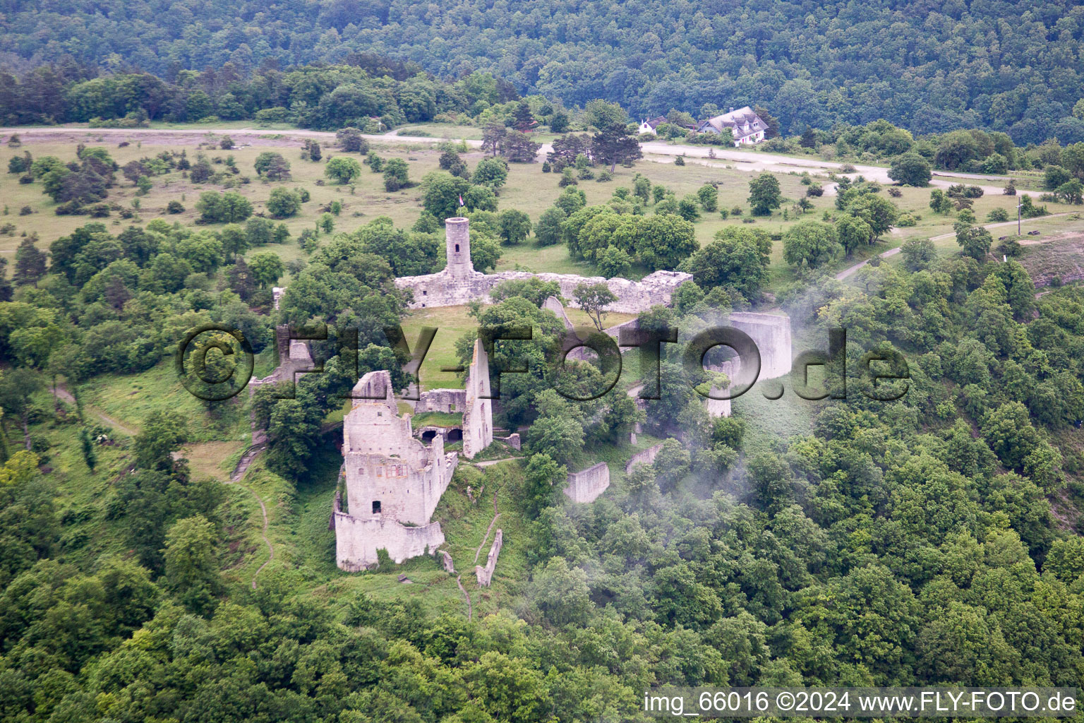 Vue aérienne de Gössenheim dans le département Bavière, Allemagne