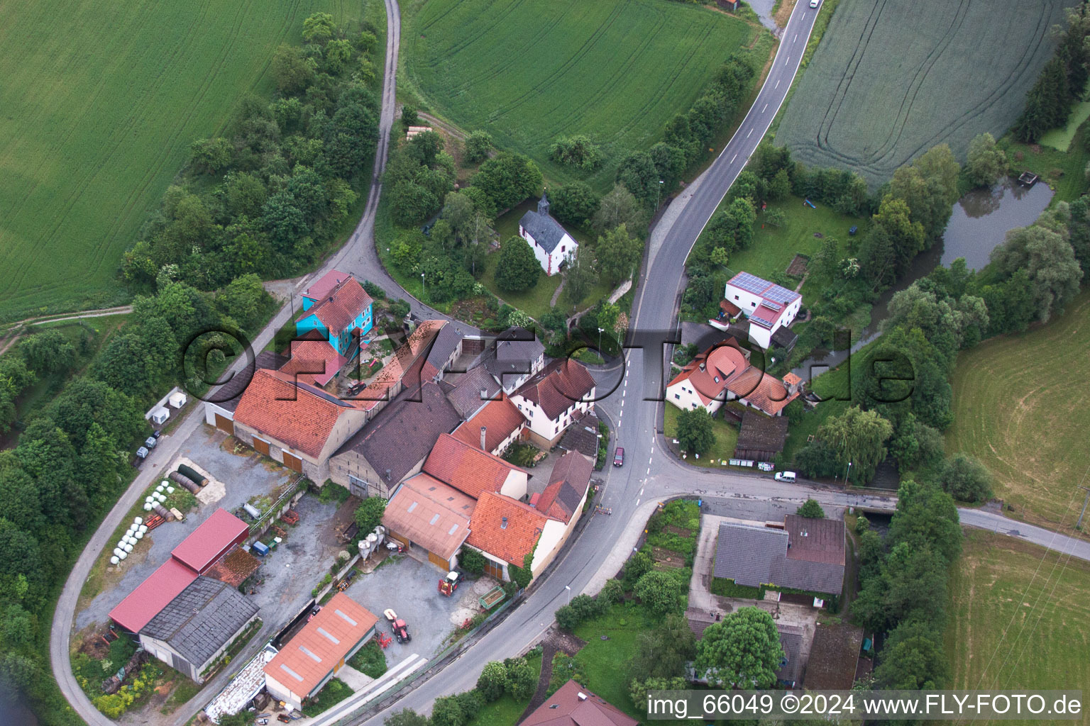 Vue aérienne de Schönarts dans le département Bavière, Allemagne