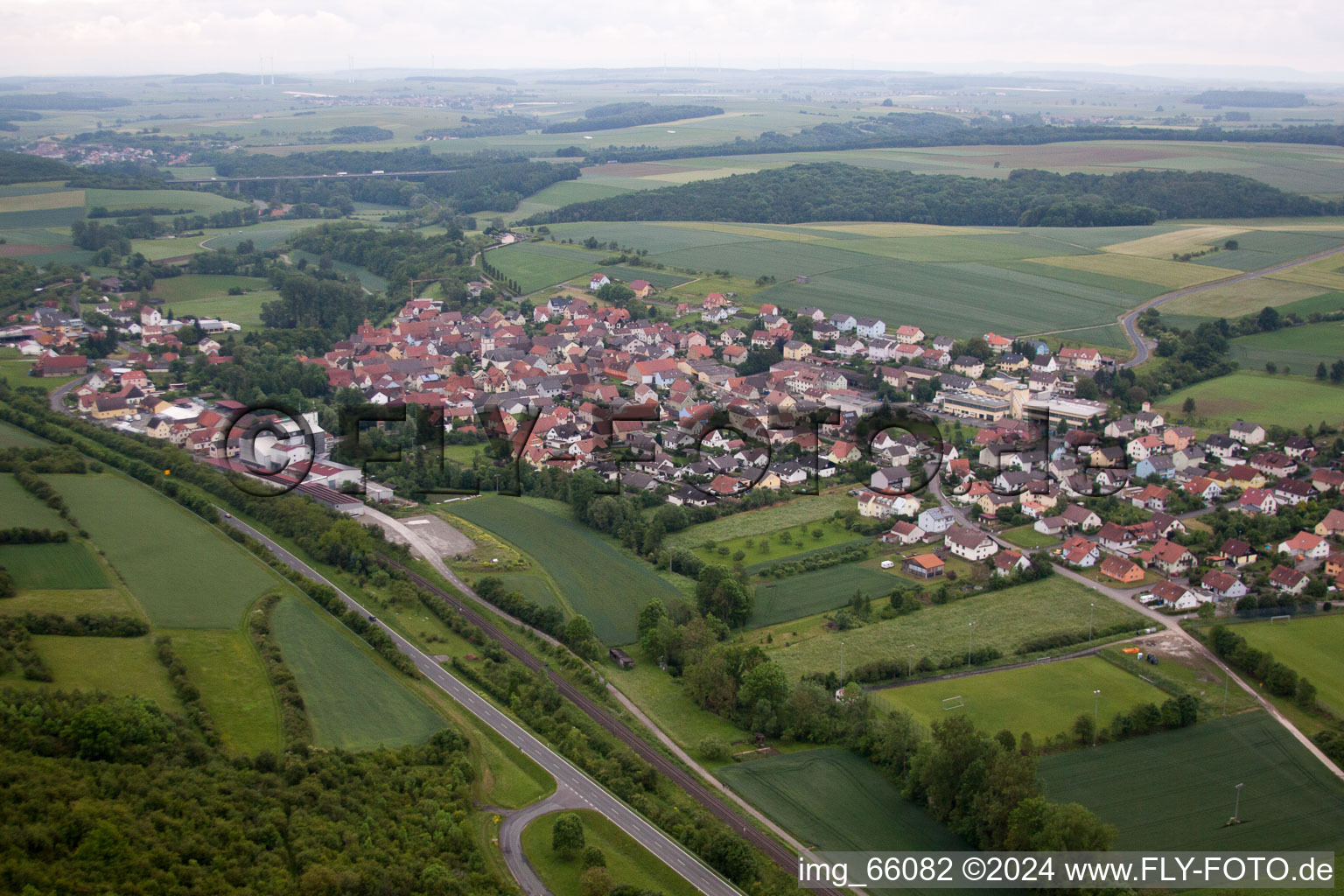 Gänheim dans le département Bavière, Allemagne depuis l'avion