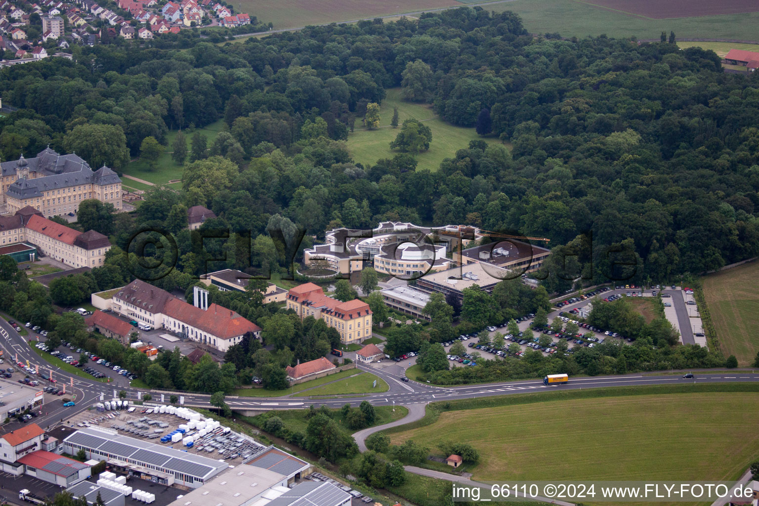 Werneck dans le département Bavière, Allemagne depuis l'avion