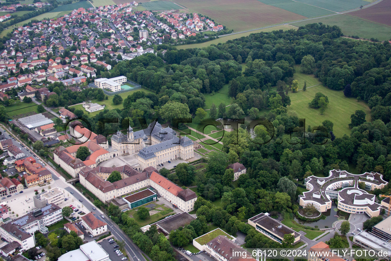 Photographie aérienne de Werneck dans le département Bavière, Allemagne