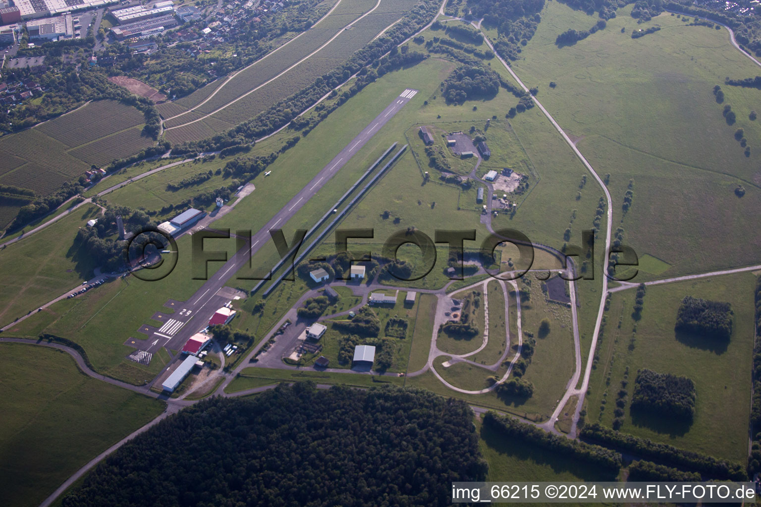 Vue aérienne de Aérodrome à Würzburg dans le département Bavière, Allemagne