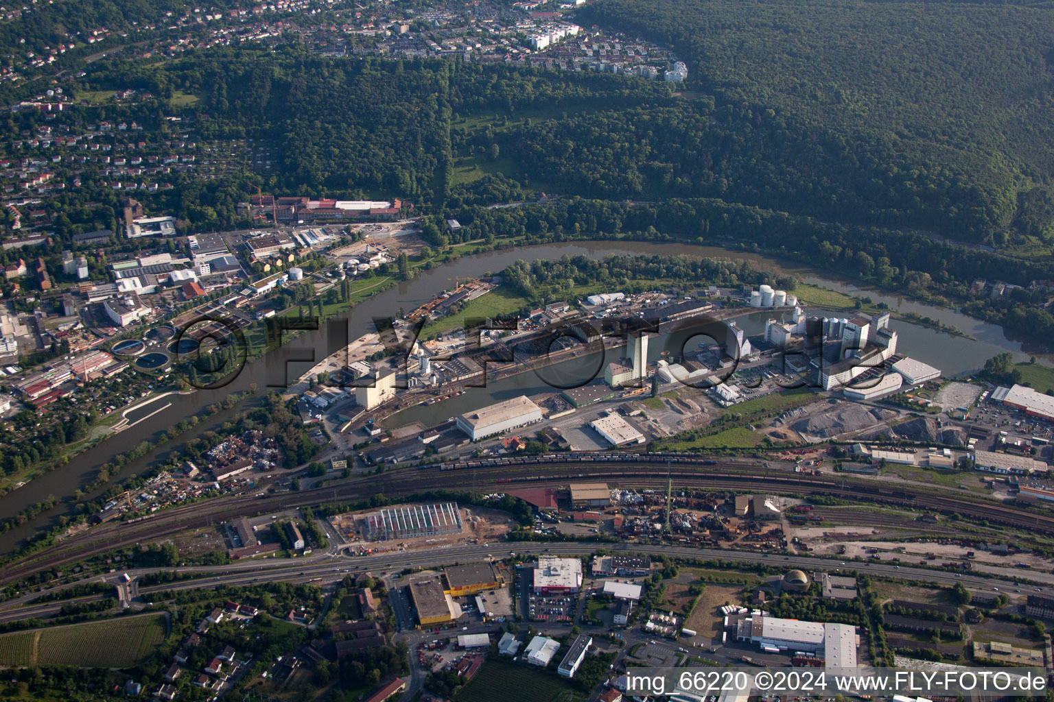 Vue aérienne de Port à Würzburg dans le département Bavière, Allemagne