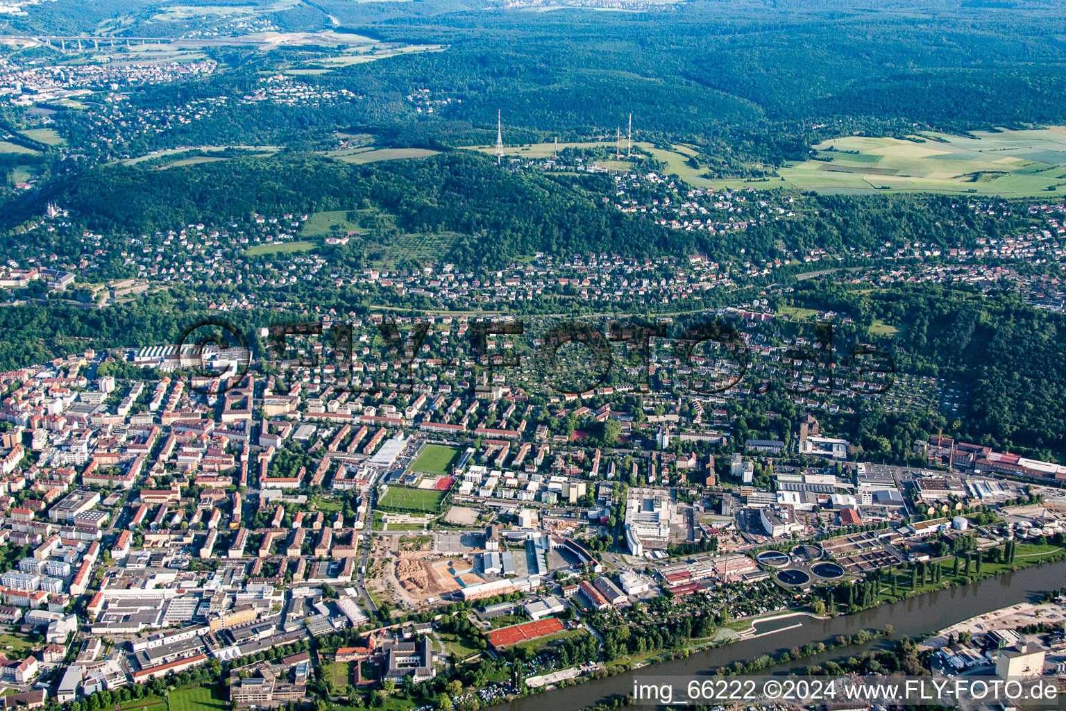 Vue oblique de Quartier Zellerau in Würzburg dans le département Bavière, Allemagne