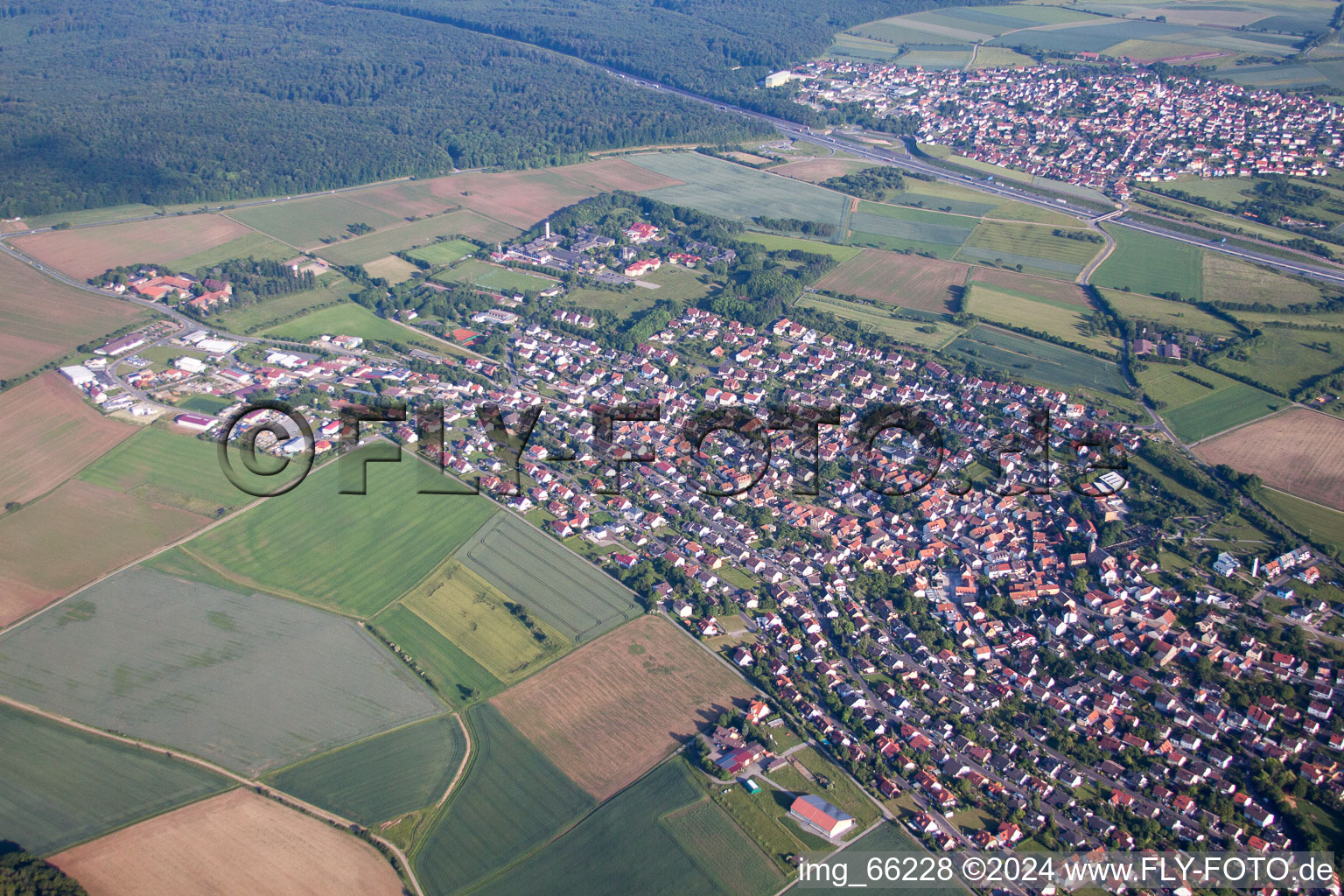 Vue aérienne de Quartier d'habitation - bâtiment St. Josefs Stift Eisingen GmbH à but non lucratif dans le quartier d'Erbachshof à Eisingen dans le département Bavière, Allemagne