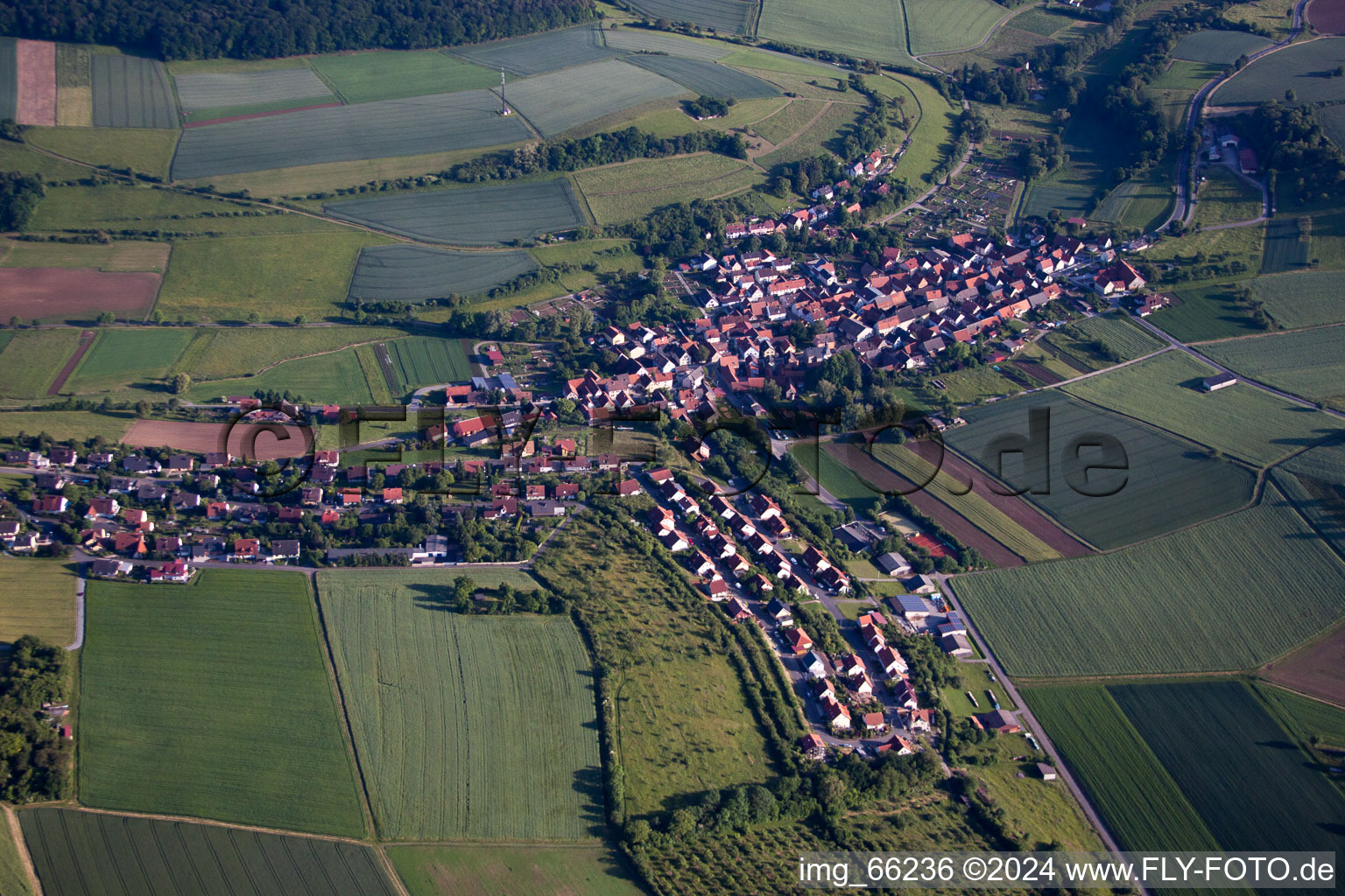 Vue aérienne de Quartier Unteraltertheim in Altertheim dans le département Bavière, Allemagne