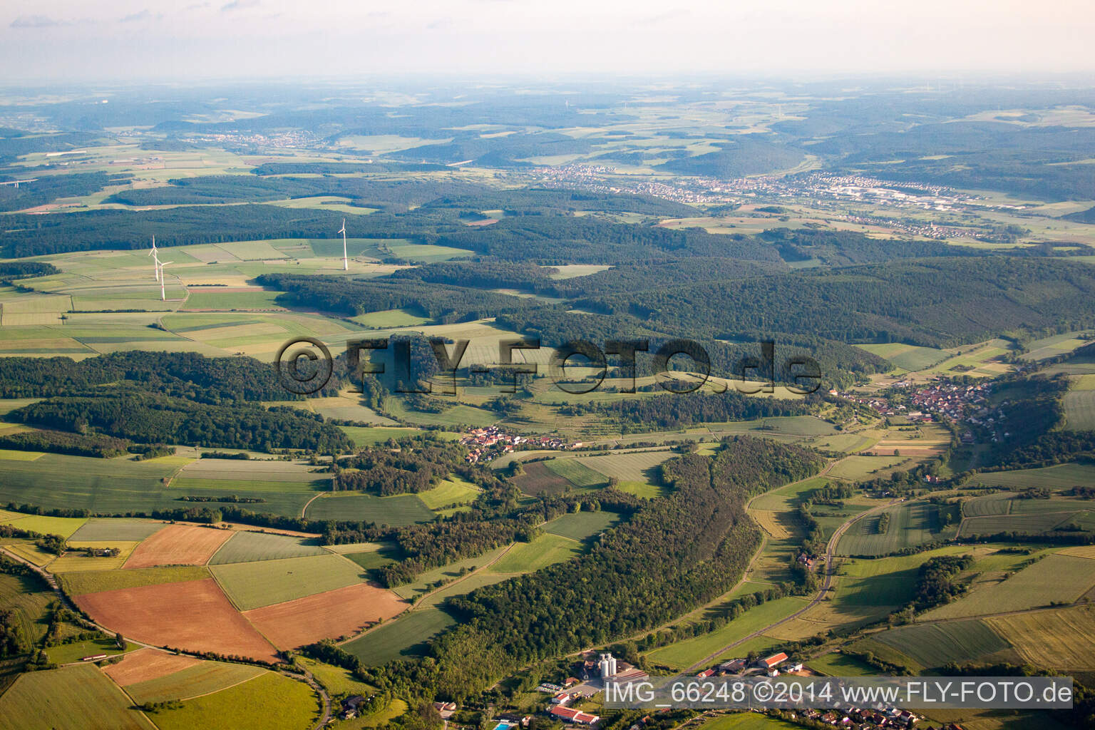 Vue aérienne de Steinbach à Altertheim dans le département Bavière, Allemagne