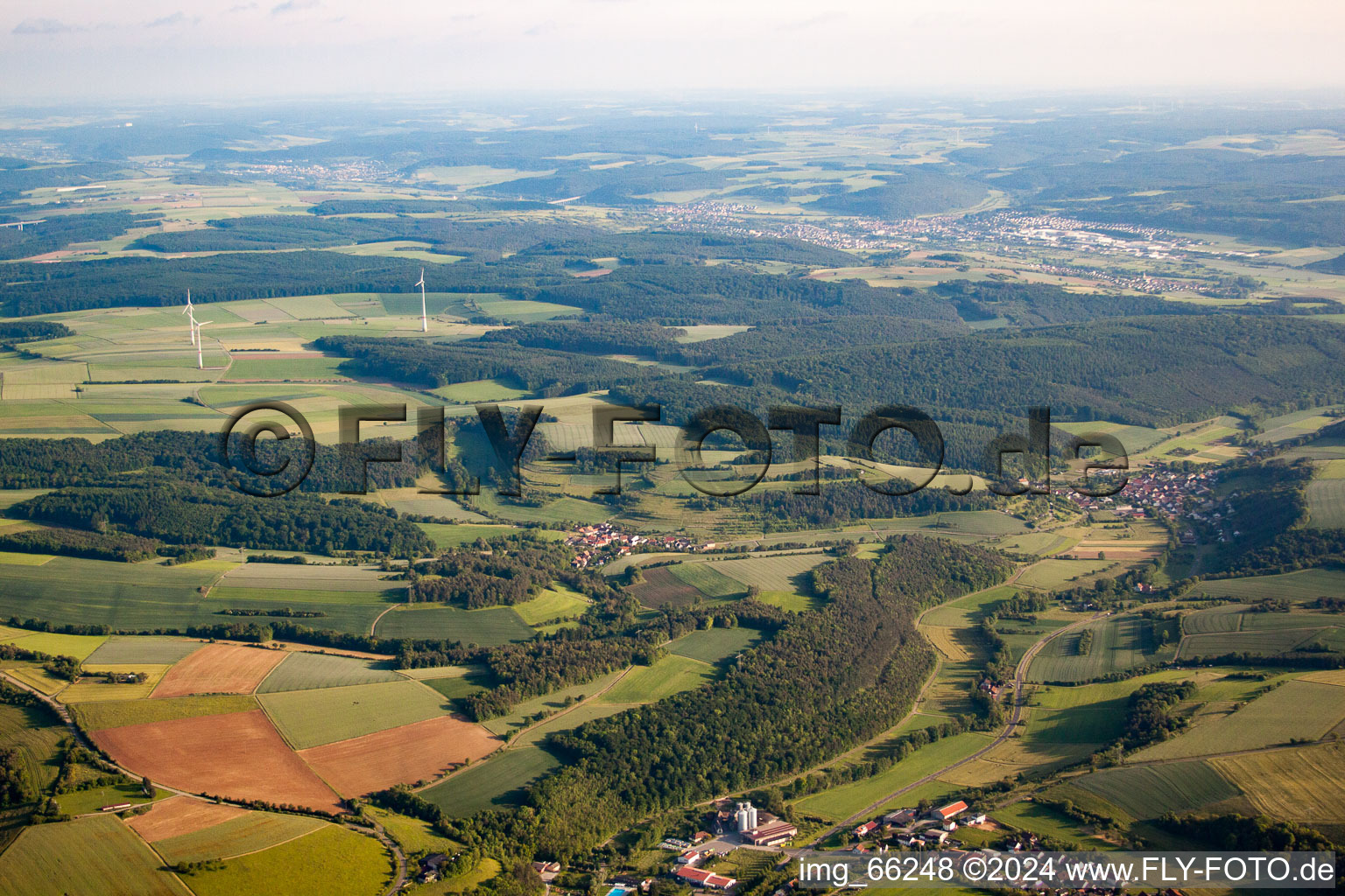 Vue aérienne de Steinbach à Altertheim dans le département Bavière, Allemagne