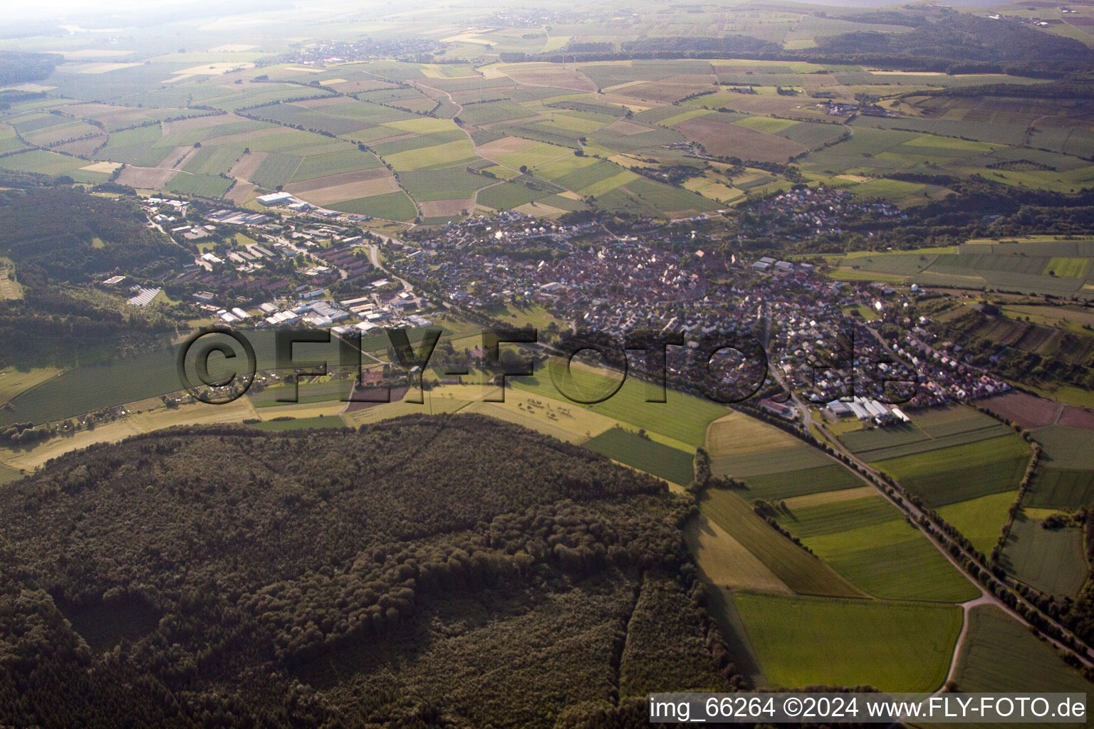 Vue aérienne de Külsheim dans le département Bade-Wurtemberg, Allemagne