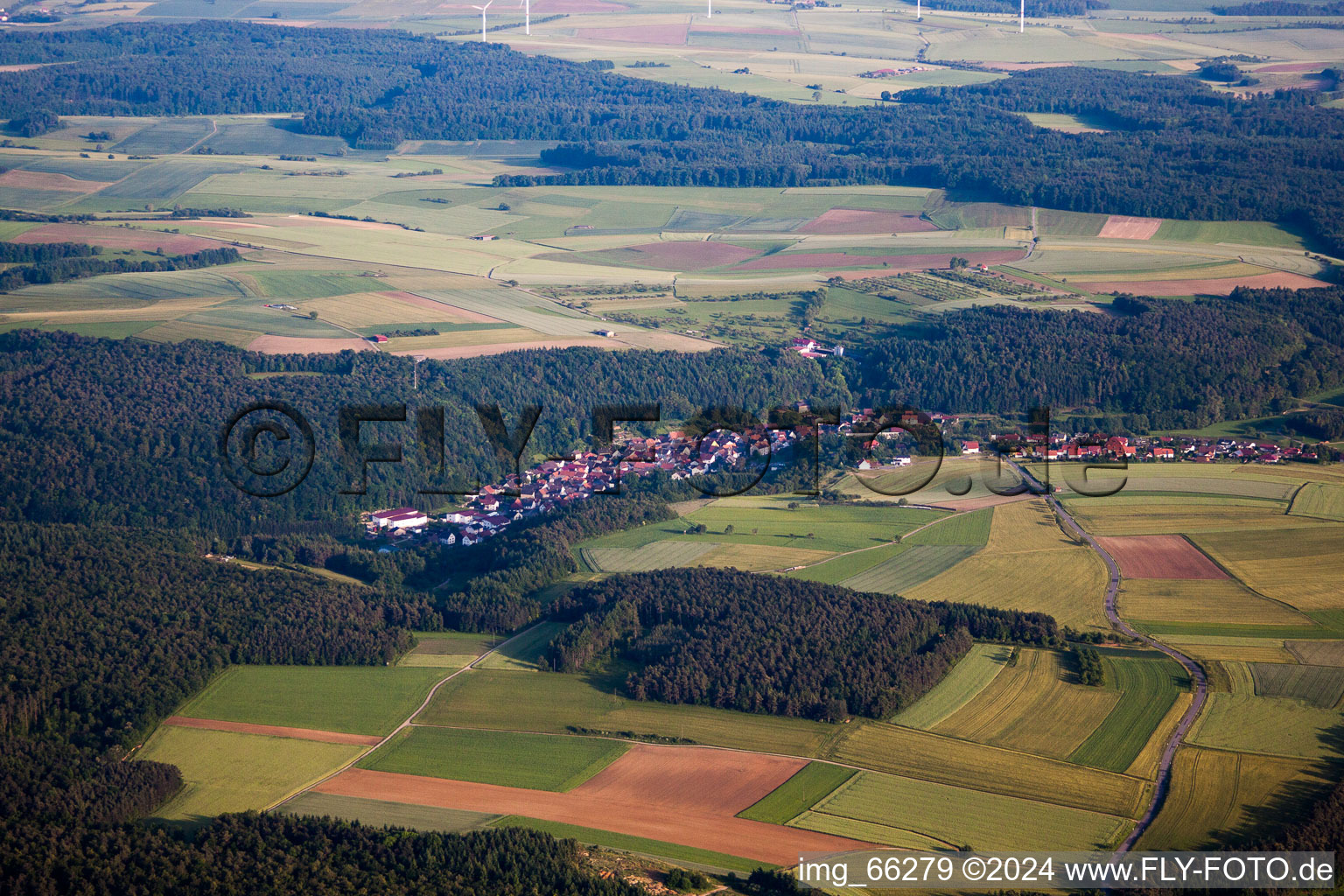 Vue aérienne de Quartier Waldstetten in Höpfingen dans le département Bade-Wurtemberg, Allemagne