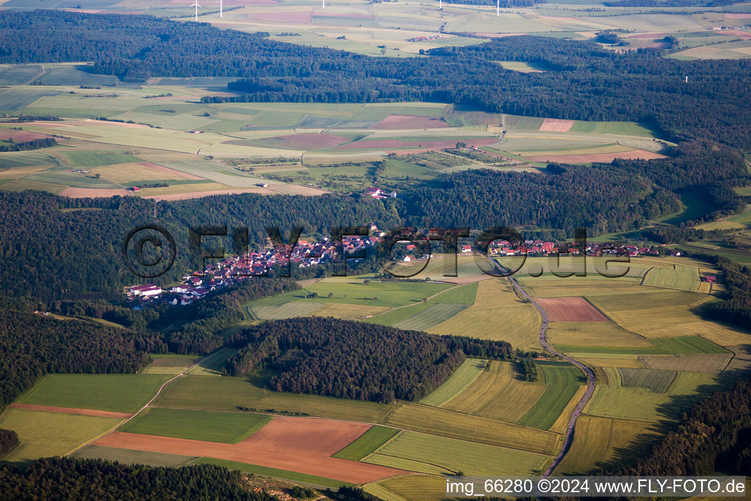 Vue aérienne de Quartier Waldstetten in Höpfingen dans le département Bade-Wurtemberg, Allemagne