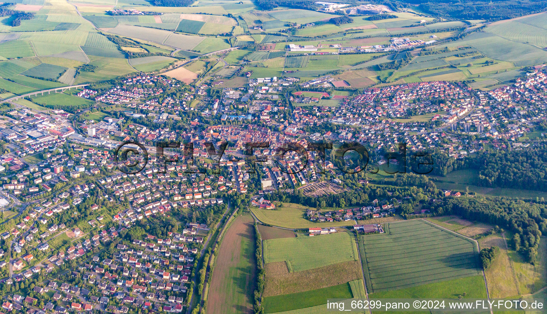 Photographie aérienne de Vue des rues et des maisons des quartiers résidentiels à Buchen dans le département Bade-Wurtemberg, Allemagne