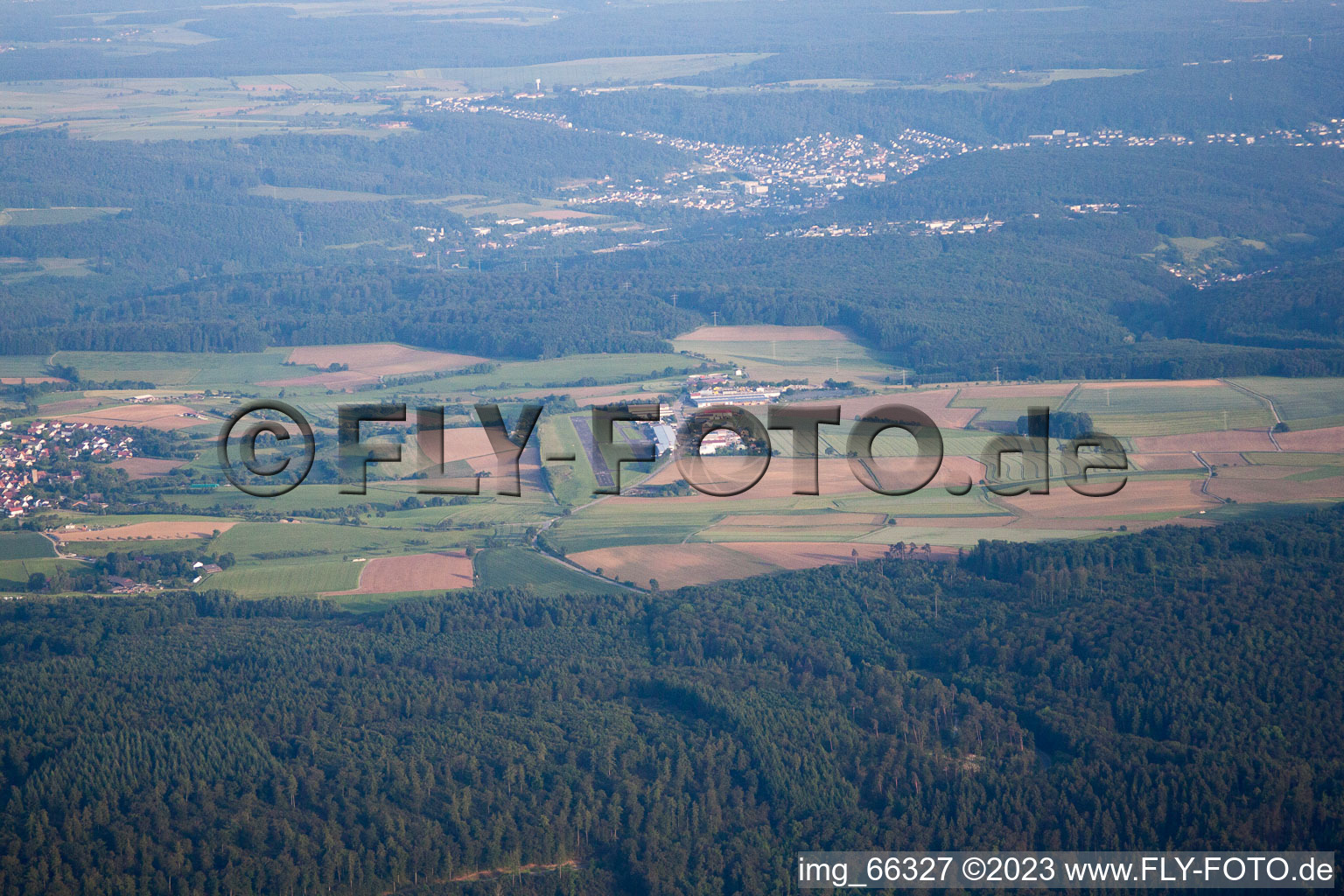 Vue aérienne de Aérodrome à Lohrbach dans le département Bade-Wurtemberg, Allemagne