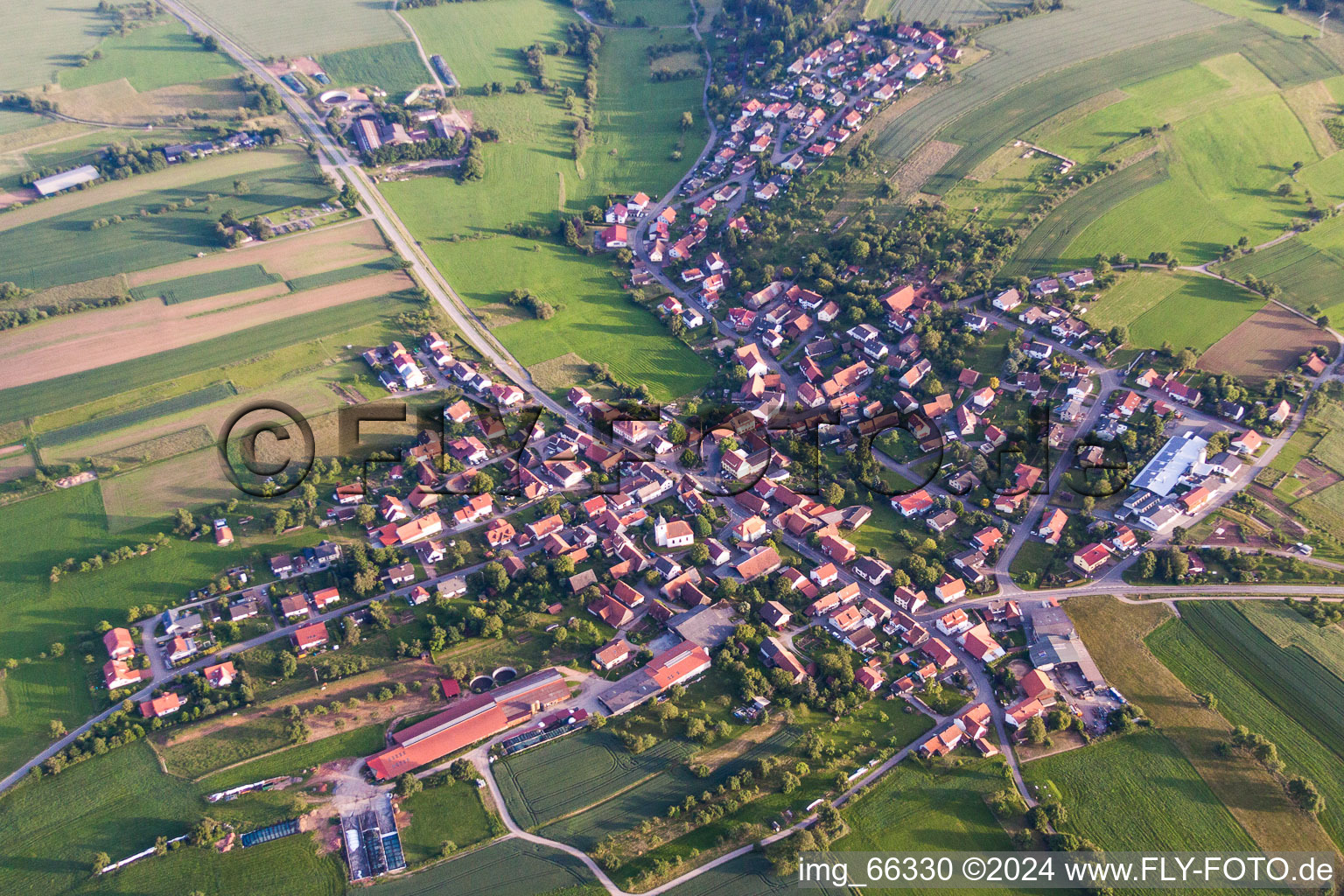 Vue aérienne de Quartier Schollbrunn in Waldbrunn dans le département Bade-Wurtemberg, Allemagne