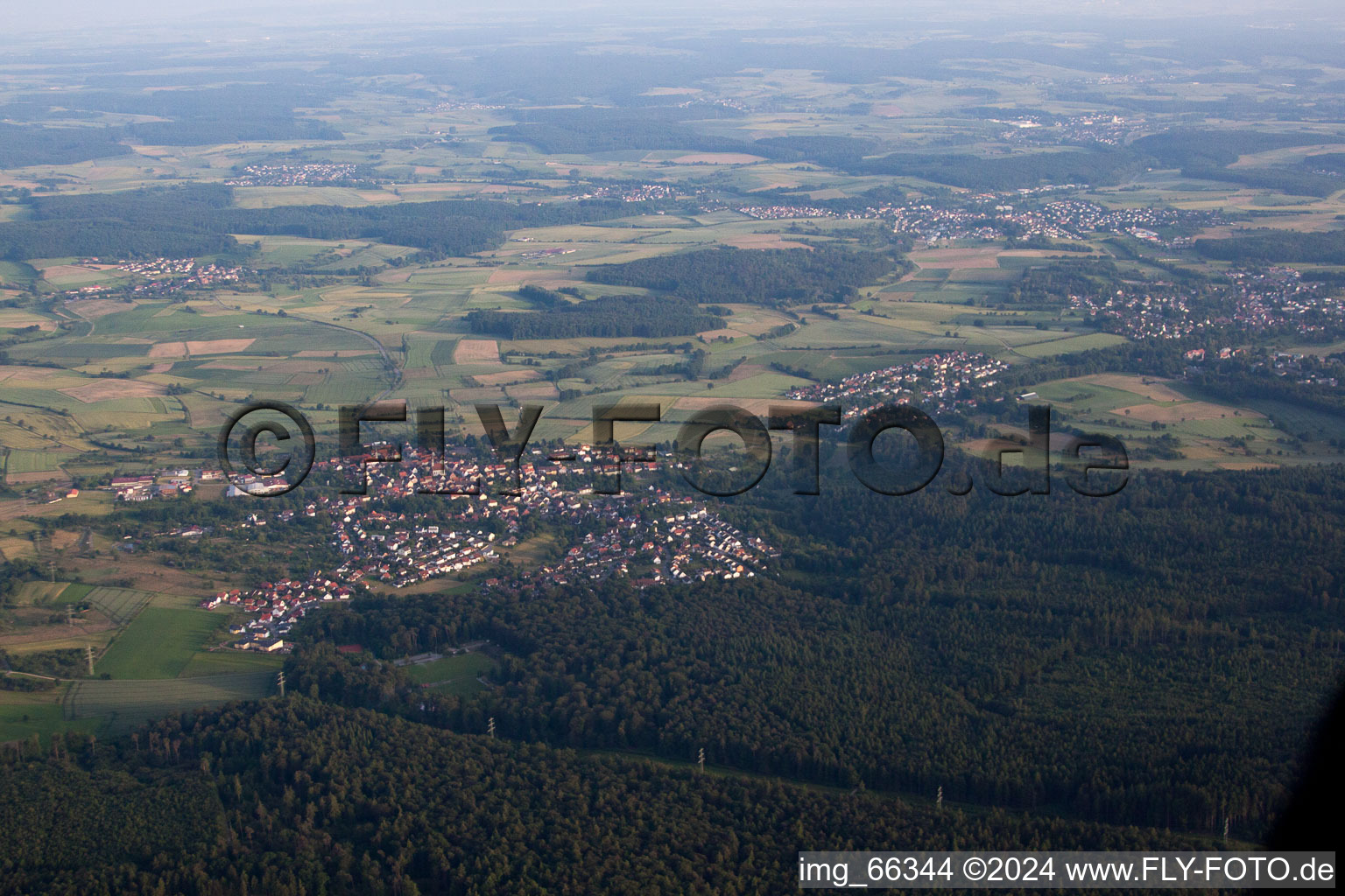 Vue oblique de Neunkirchen dans le département Bade-Wurtemberg, Allemagne