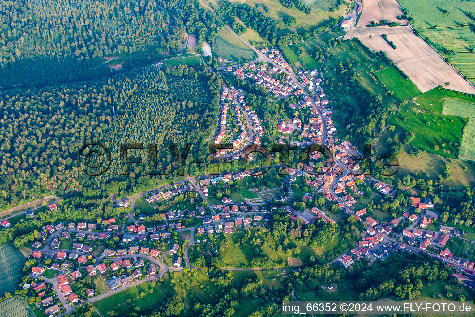 Vue aérienne de Quartier Waldwimmersbach in Lobbach dans le département Bade-Wurtemberg, Allemagne