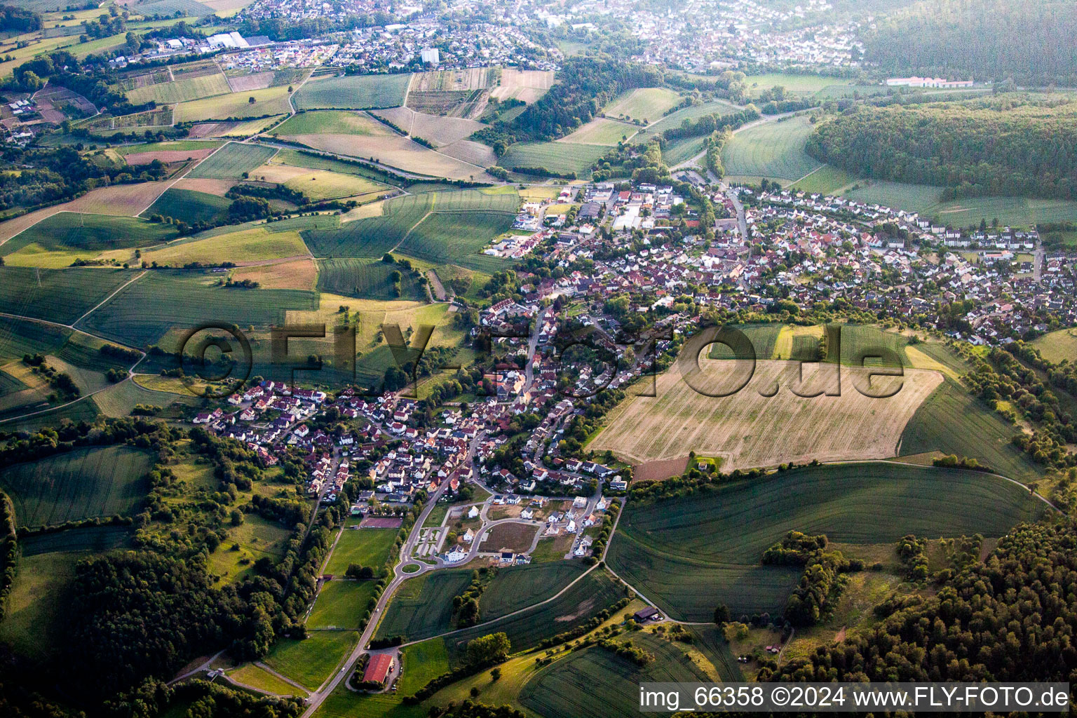 Photographie aérienne de Wiesenbach dans le département Bade-Wurtemberg, Allemagne