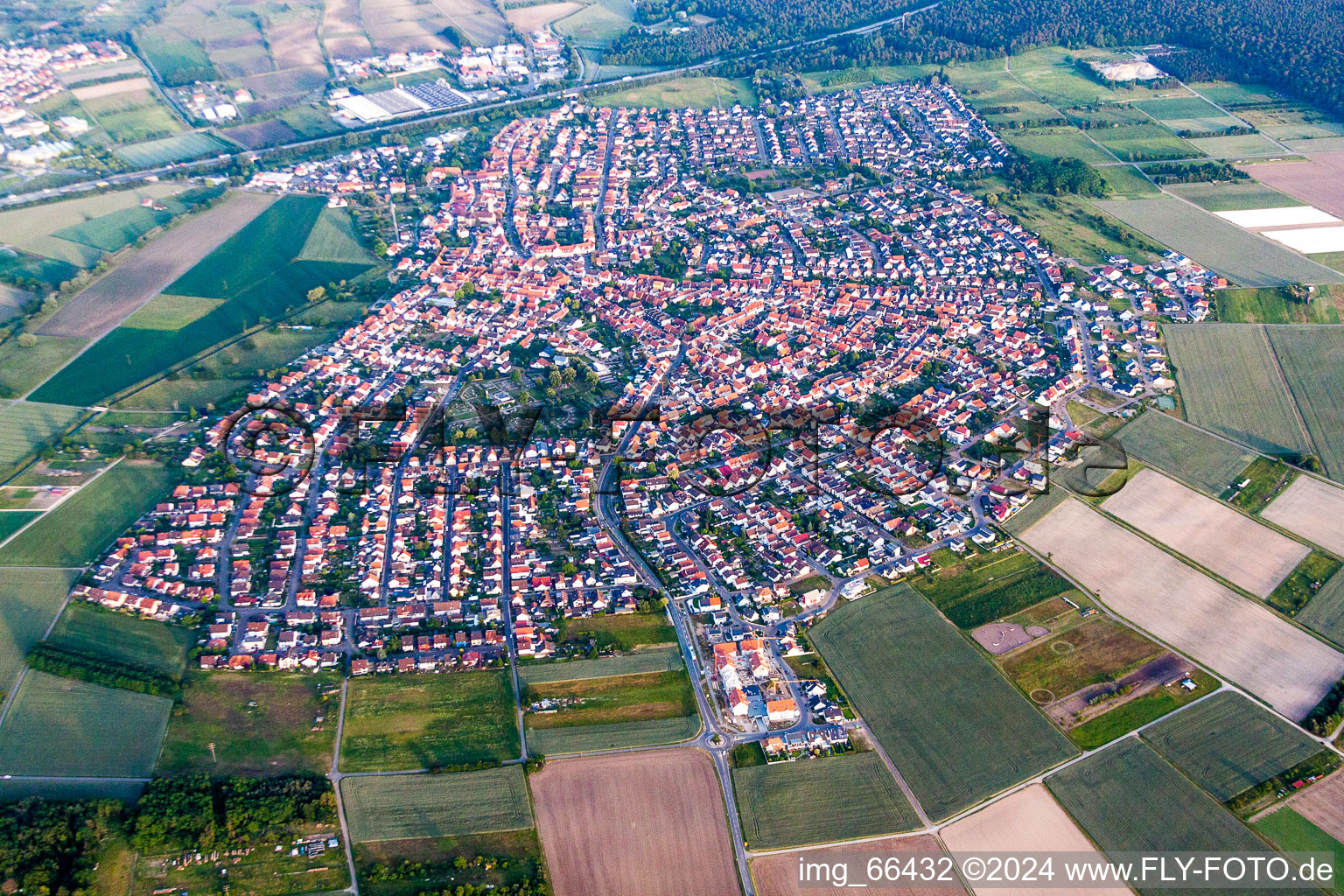 Vue oblique de Quartier Sankt Leon in St. Leon-Rot dans le département Bade-Wurtemberg, Allemagne