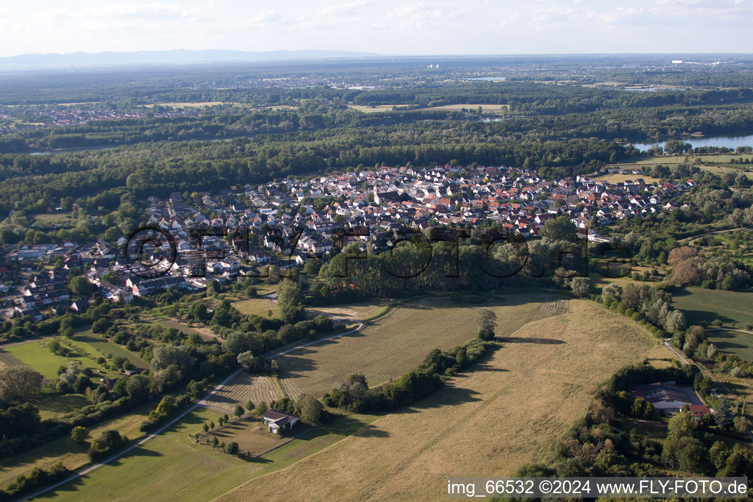 Photographie aérienne de Du sud-est à le quartier Neuburgweier in Rheinstetten dans le département Bade-Wurtemberg, Allemagne