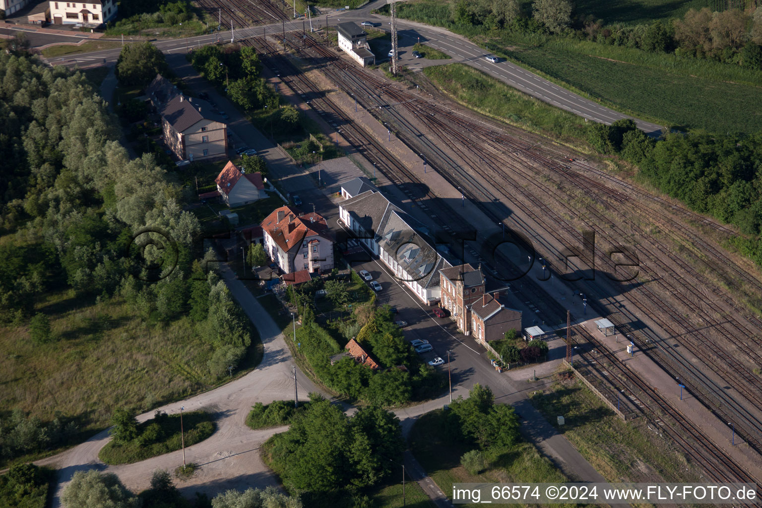 Vue aérienne de Gare à Lauterbourg dans le département Bas Rhin, France