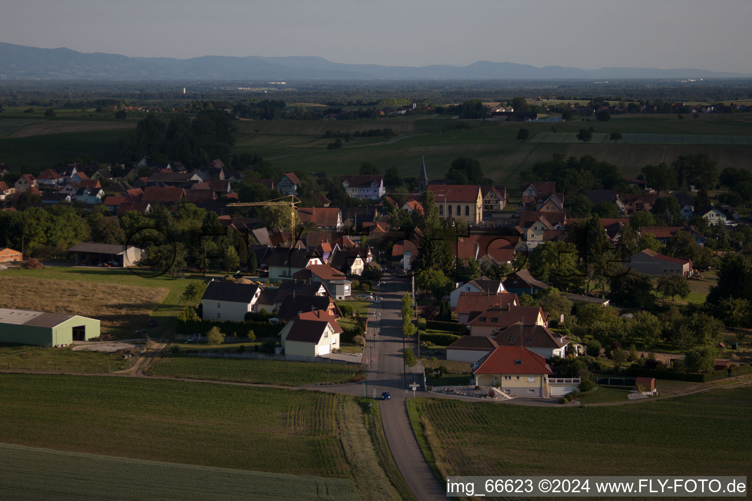 Oberlauterbach dans le département Bas Rhin, France d'en haut