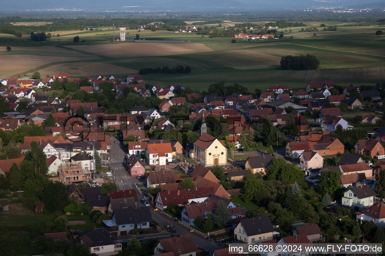 Oberlauterbach dans le département Bas Rhin, France depuis l'avion