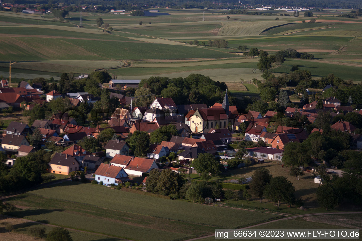Oberlauterbach dans le département Bas Rhin, France vue du ciel