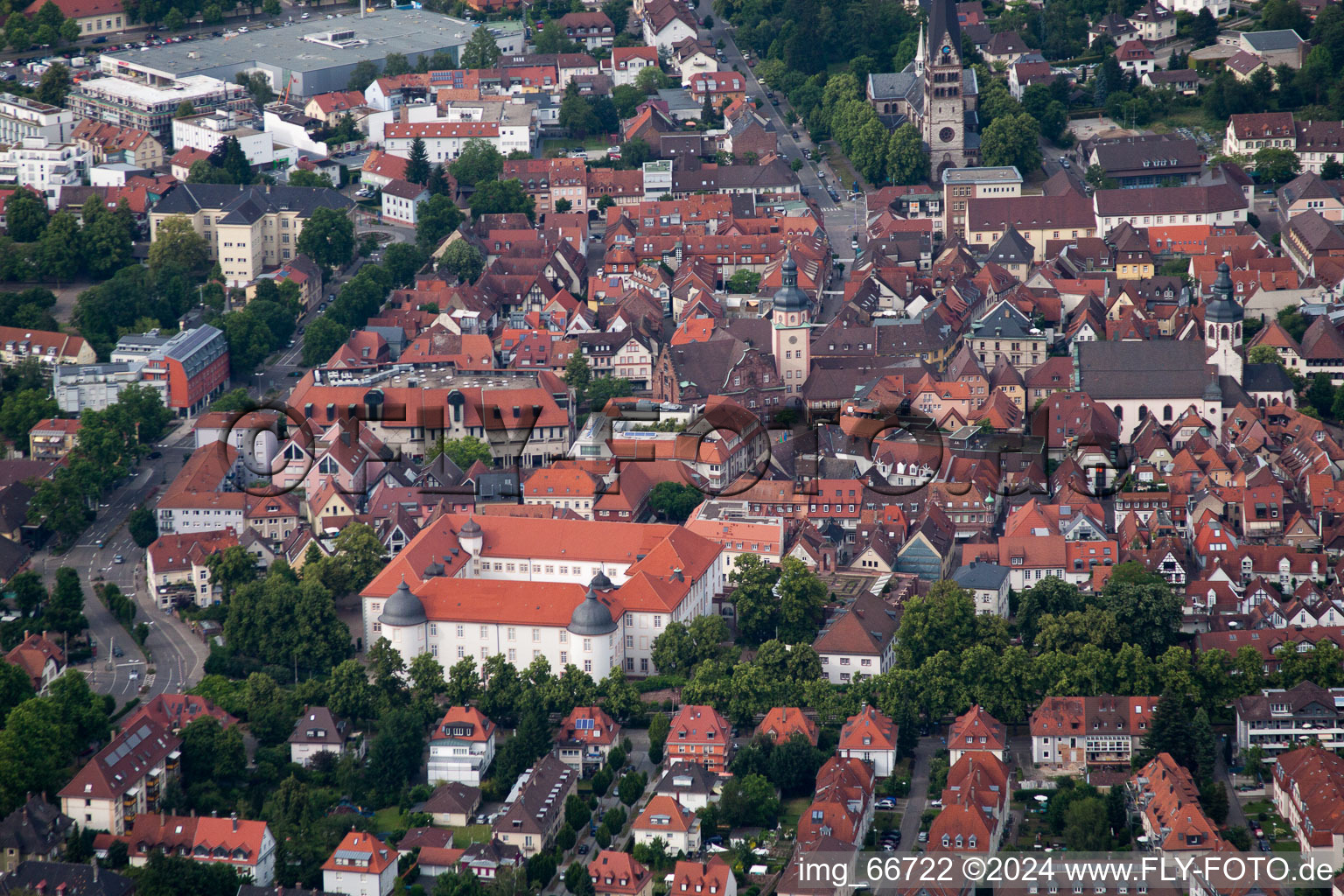 Vue aérienne de Verrouillage à Ettlingen dans le département Bade-Wurtemberg, Allemagne