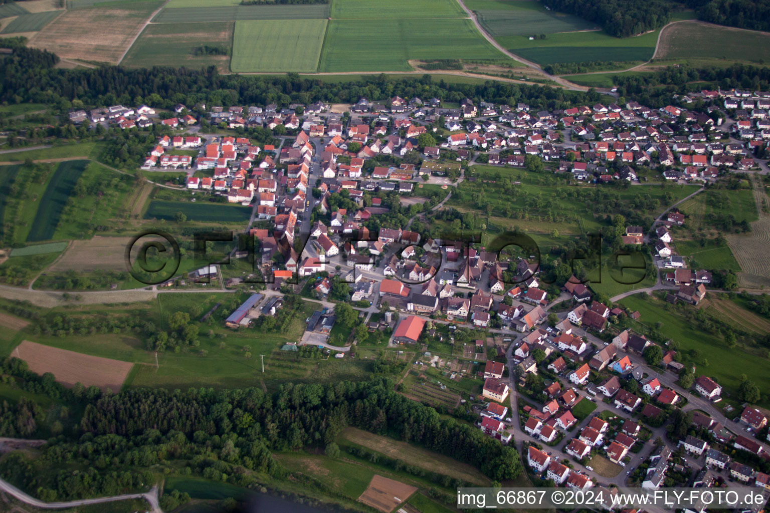 Vue aérienne de Quartier Haslach in Herrenberg dans le département Bade-Wurtemberg, Allemagne