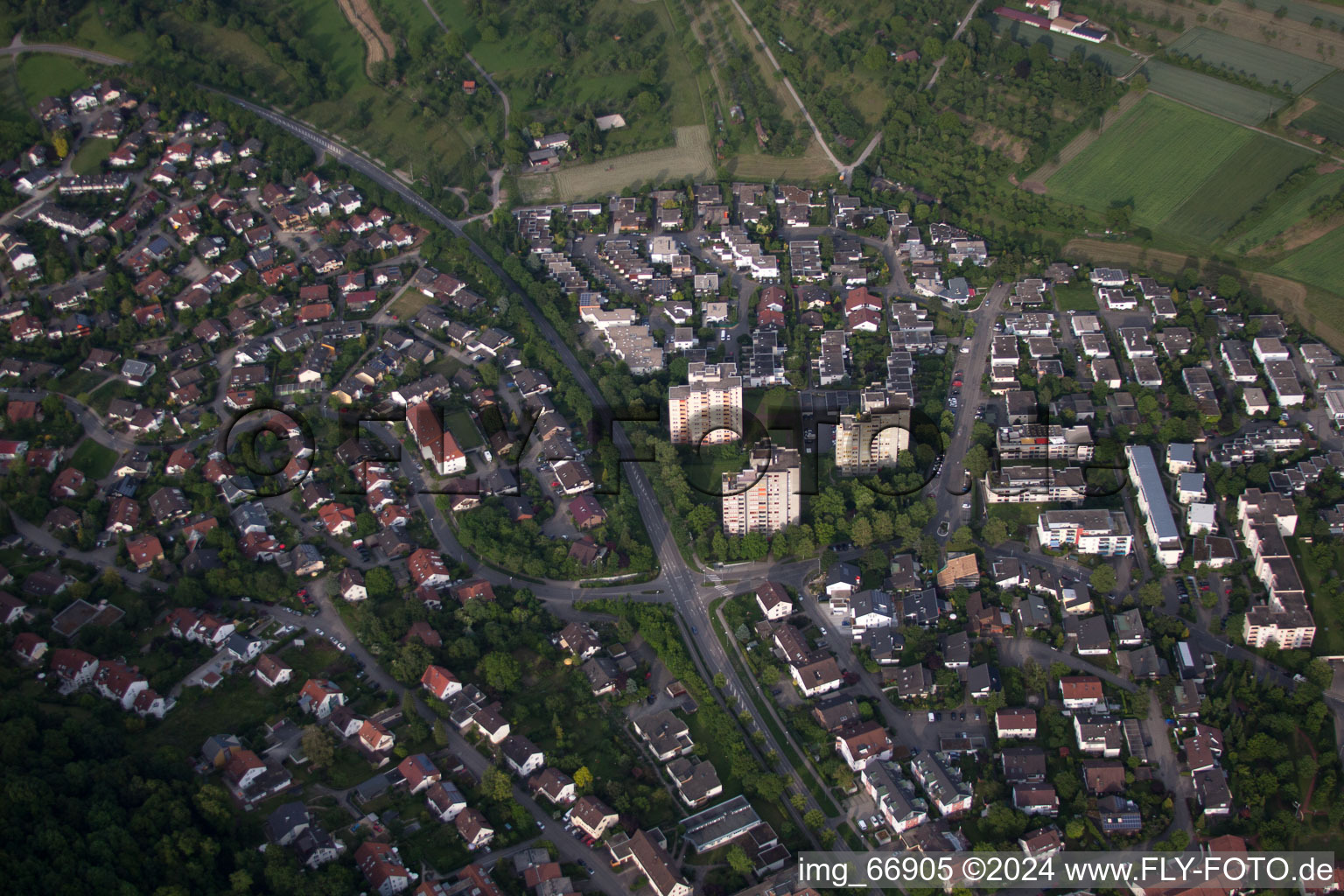 Vue aérienne de Brahmstr à Herrenberg dans le département Bade-Wurtemberg, Allemagne