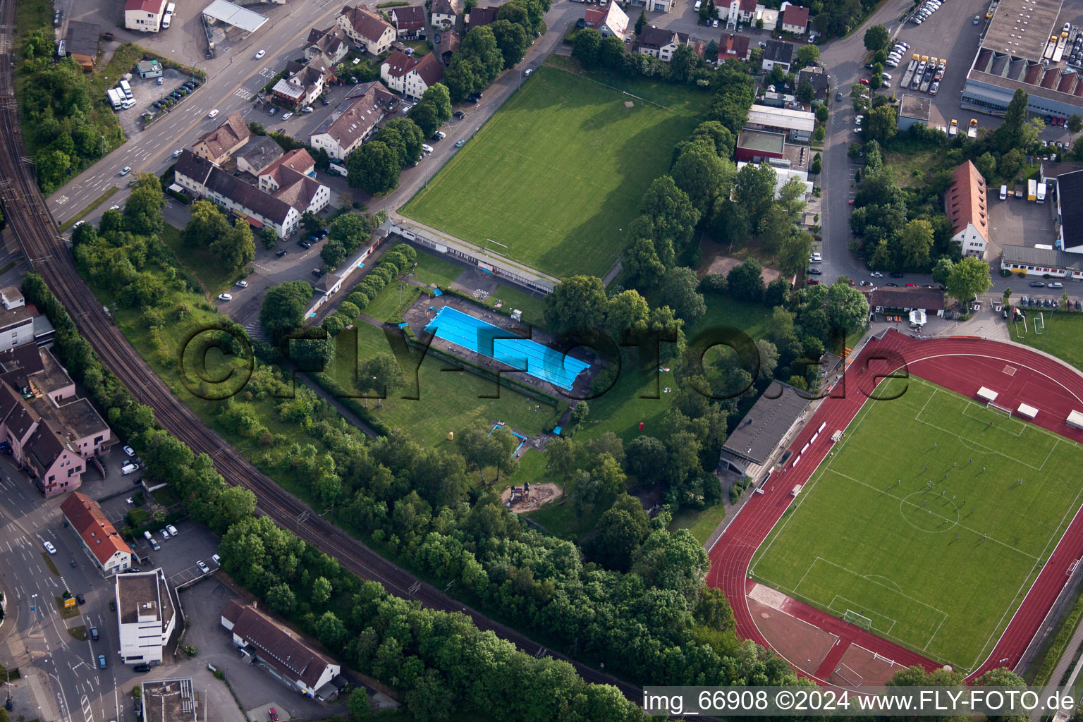 Vue aérienne de Terrain de sport et terrain de football VfL Center Herrenberg à Herrenberg dans le département Bade-Wurtemberg, Allemagne