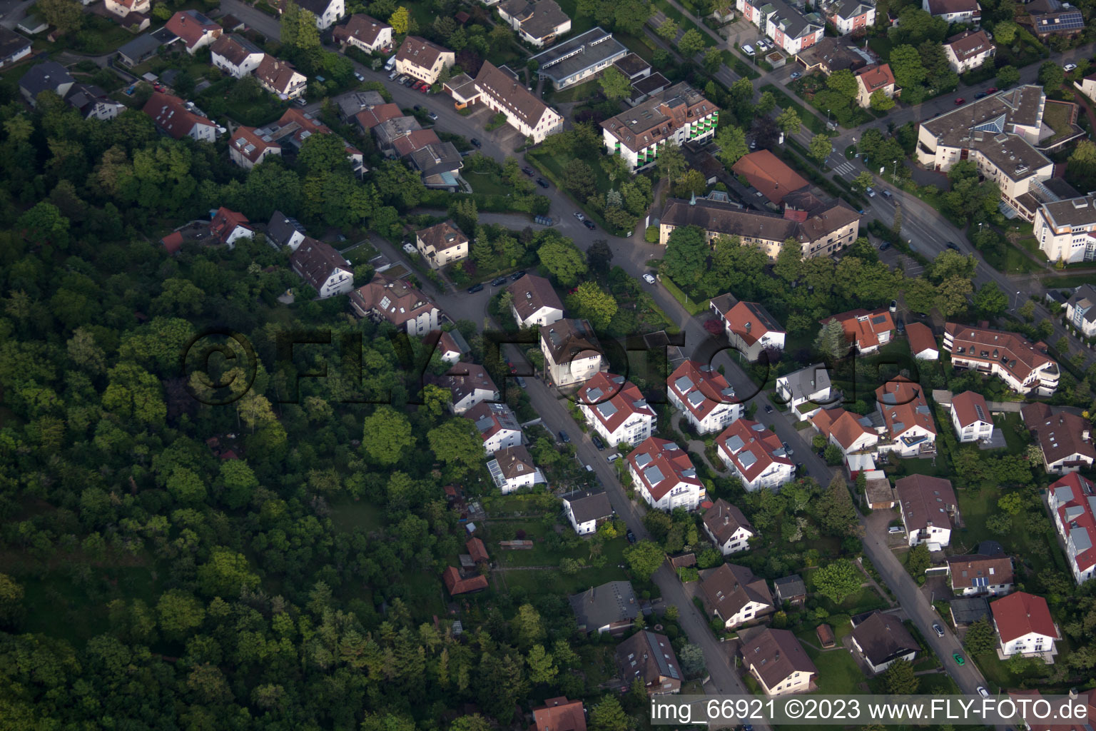 Vue aérienne de Maison mère à Herrenberg dans le département Bade-Wurtemberg, Allemagne