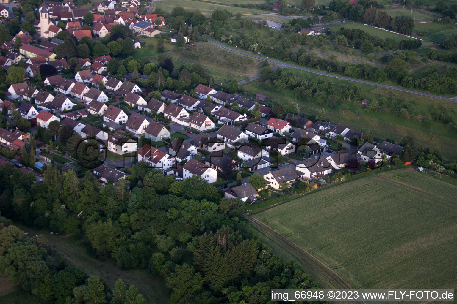 Vue oblique de Poltringen dans le département Bade-Wurtemberg, Allemagne