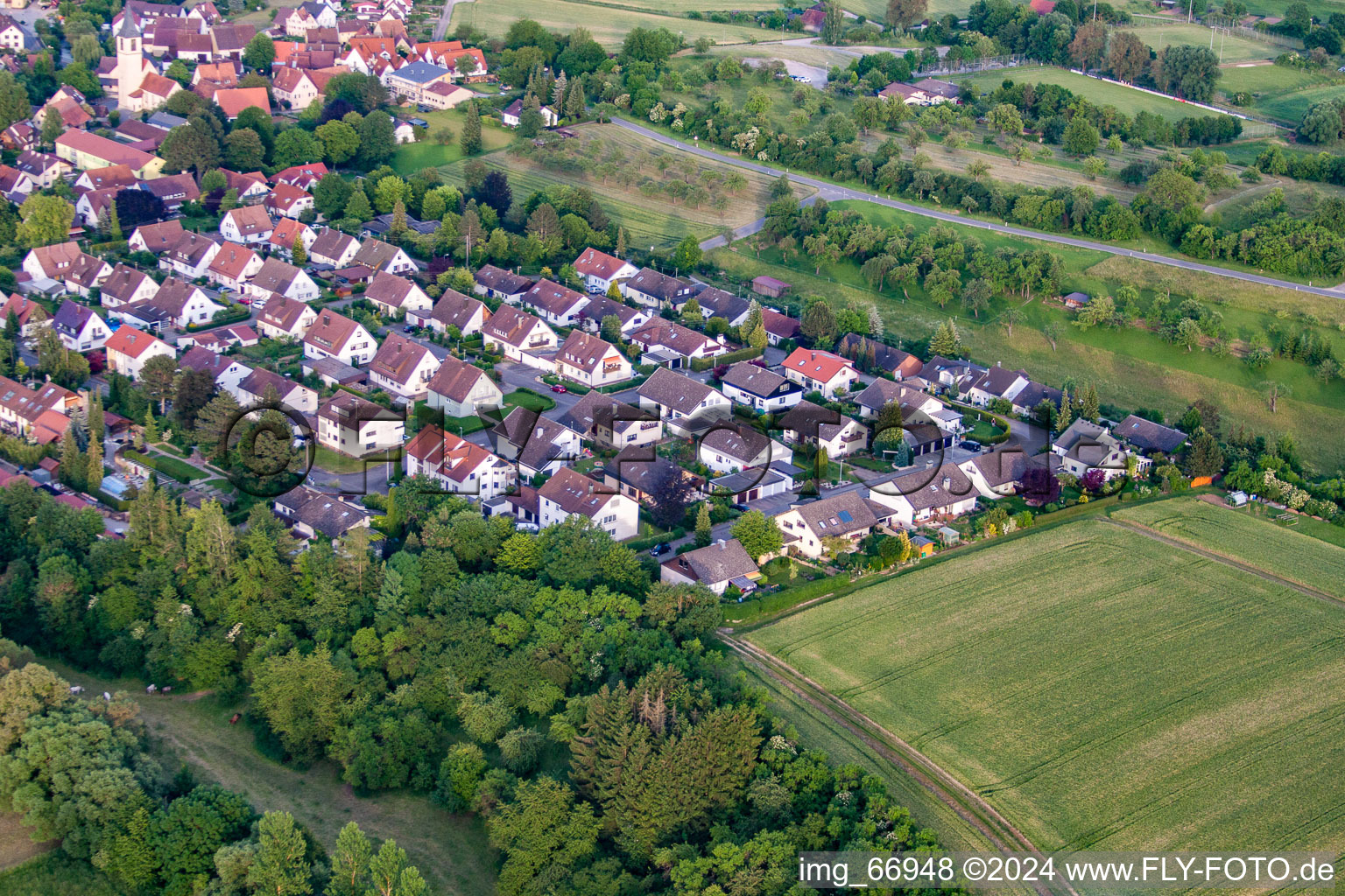 Vue oblique de Poltringen dans le département Bade-Wurtemberg, Allemagne