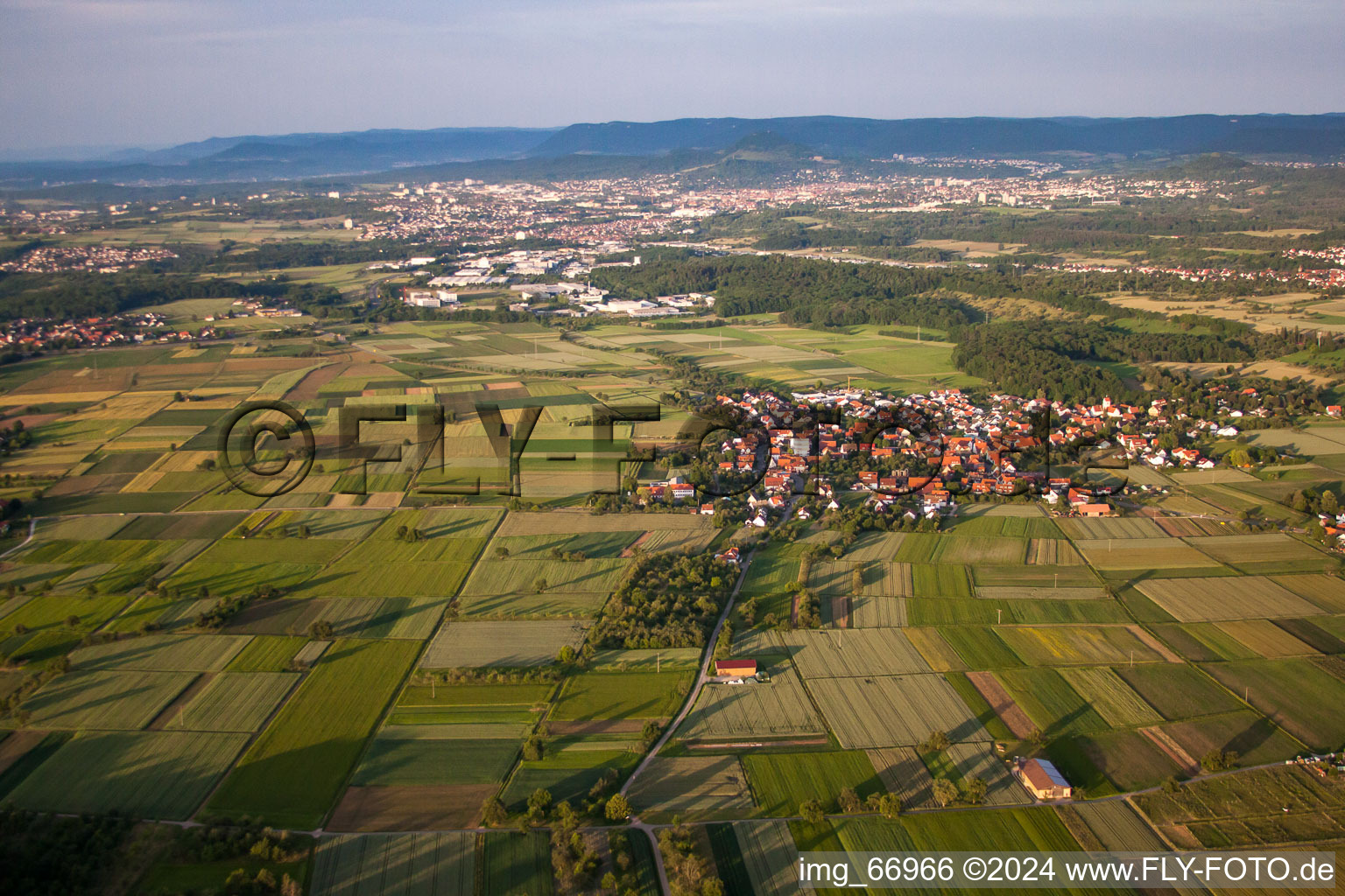 Vue aérienne de Tubingen, Kusterdingen à Kusterdingen dans le département Bade-Wurtemberg, Allemagne