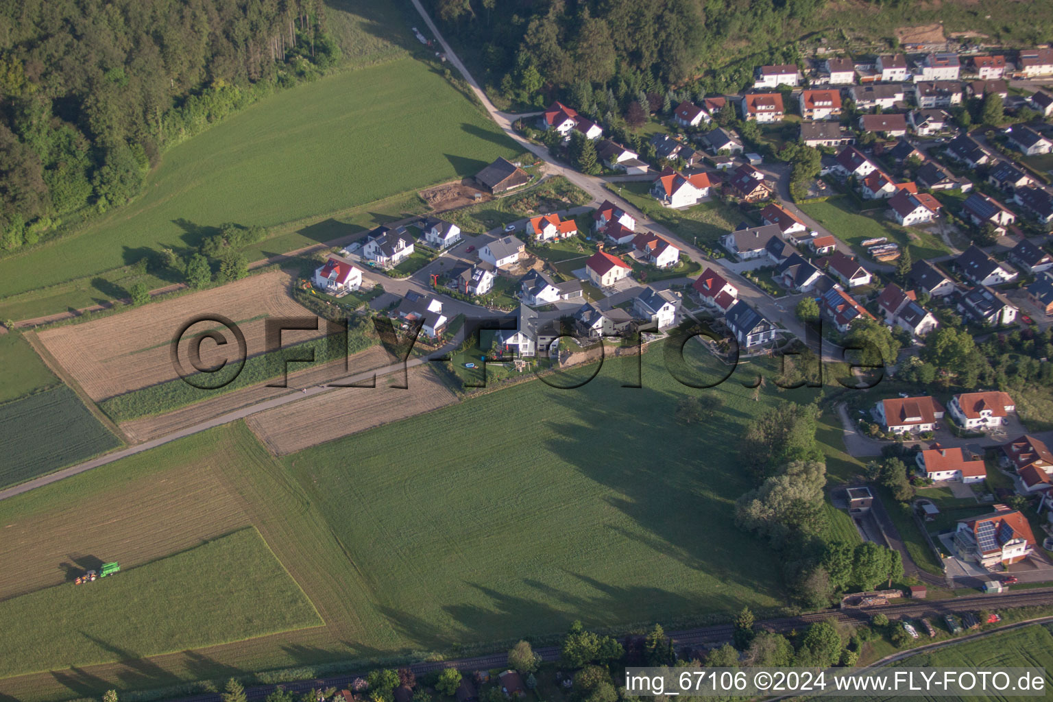 Vue aérienne de Brielgasse à le quartier Schmiechen in Schelklingen dans le département Bade-Wurtemberg, Allemagne