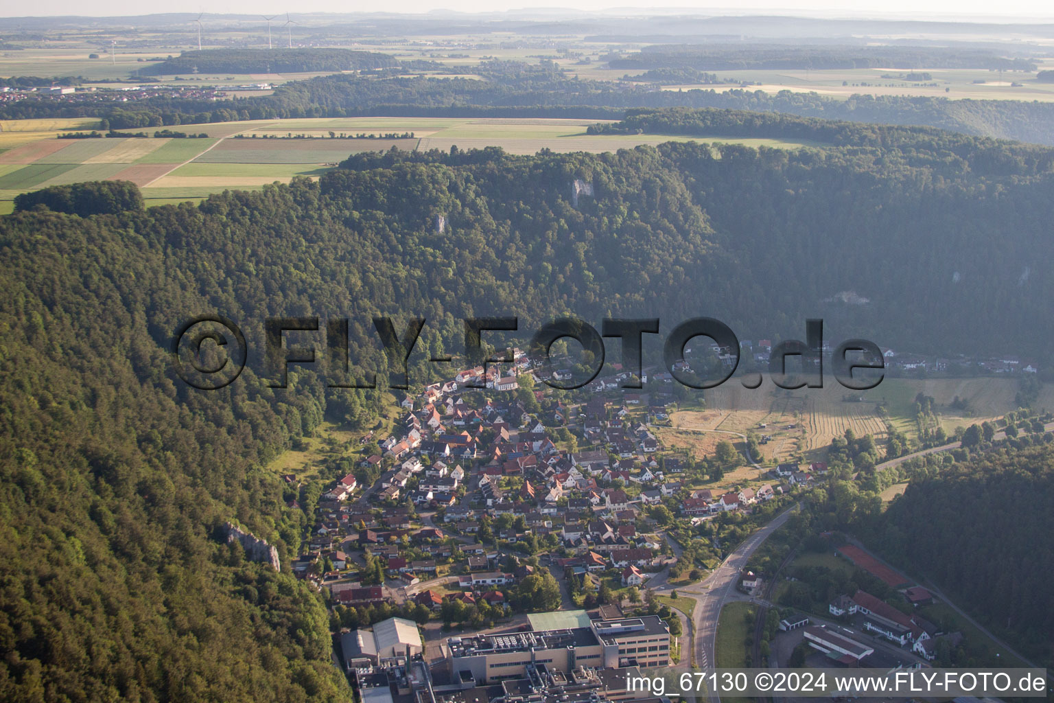 Vue aérienne de Hamlet à Blaubeuren dans le département Bade-Wurtemberg, Allemagne