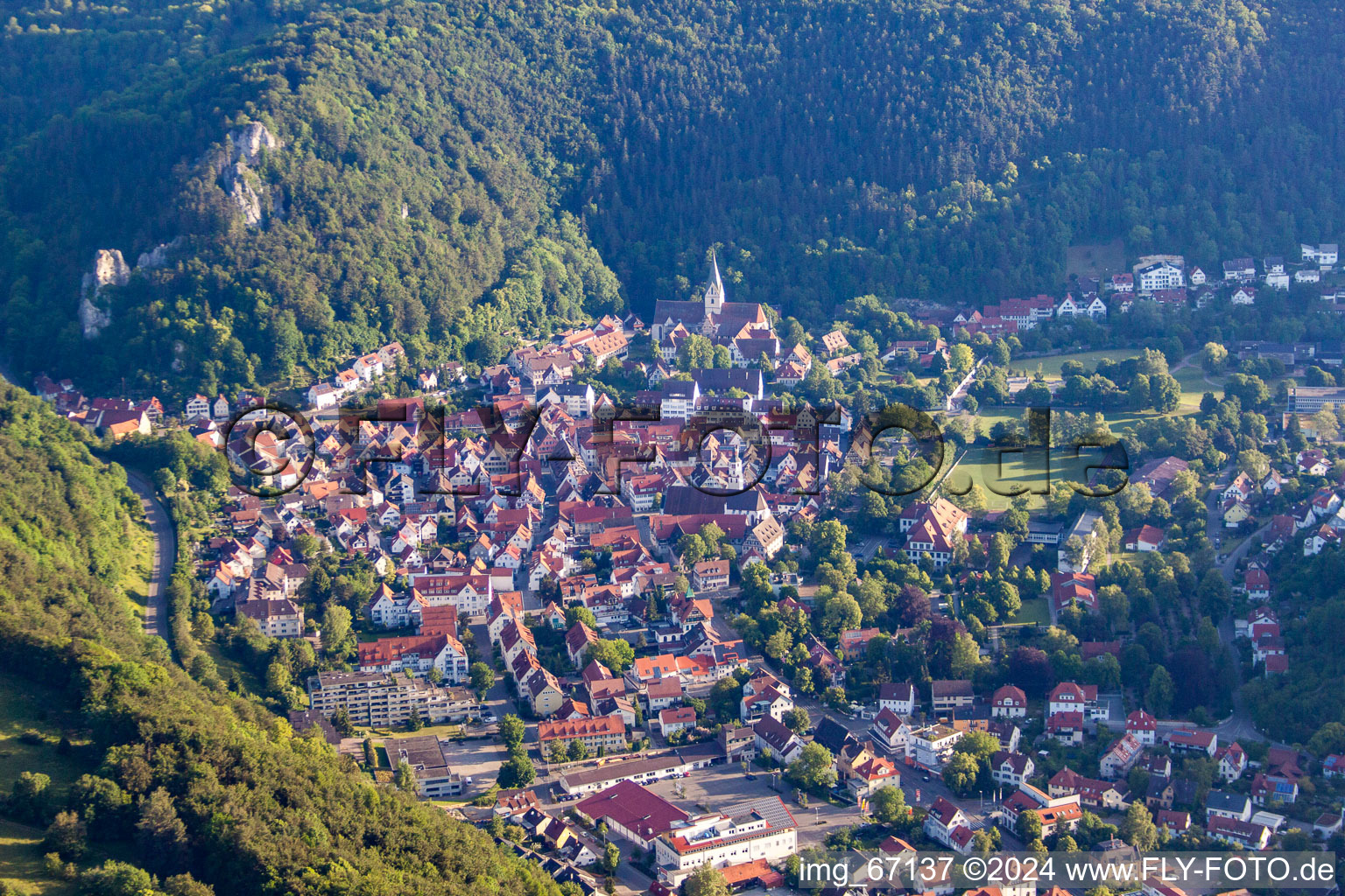 Photographie aérienne de Vue des rues et des maisons des quartiers résidentiels à le quartier Gerhausen in Blaubeuren dans le département Bade-Wurtemberg, Allemagne