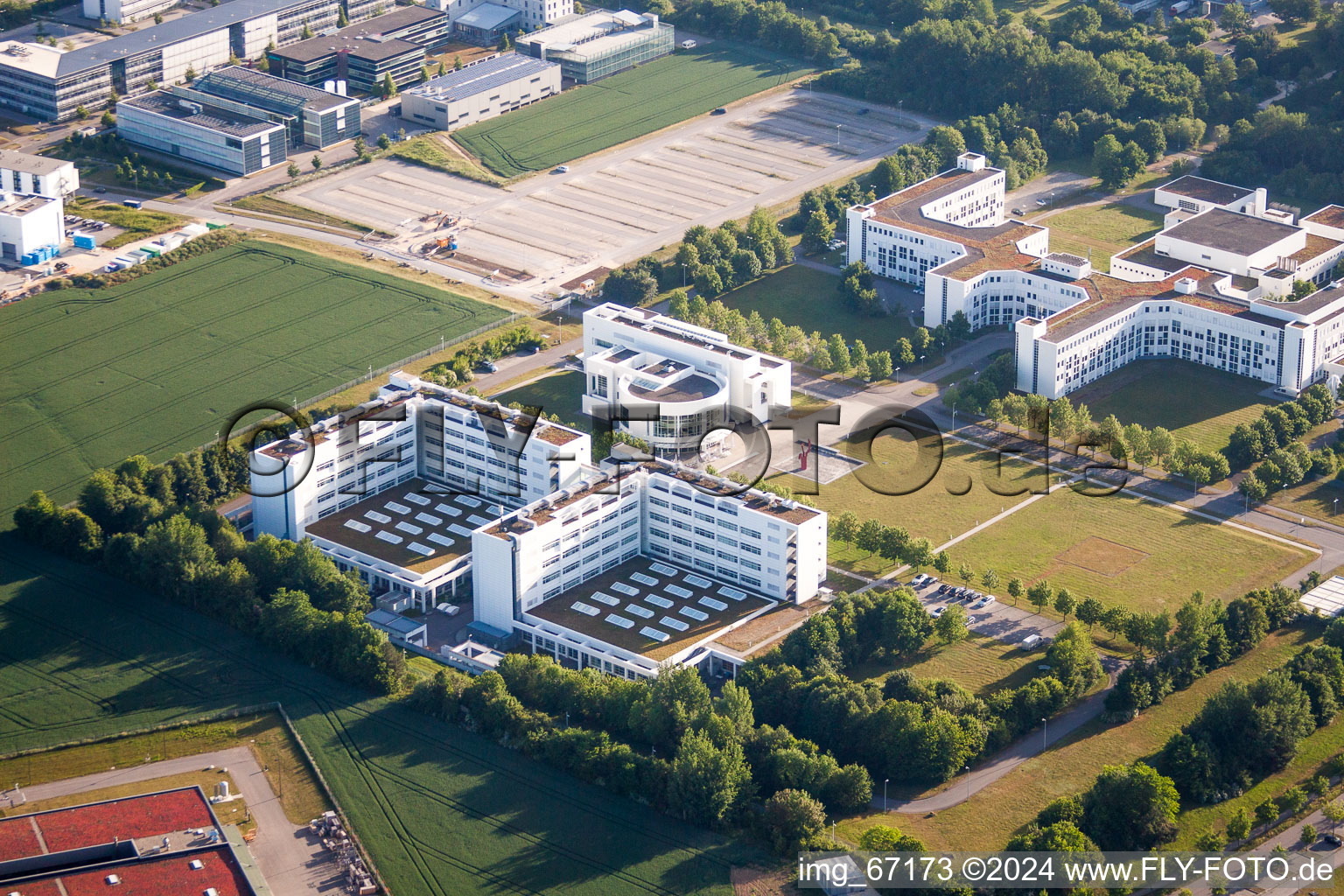 Vue aérienne de Complexe immobilier de l'Institut Daimler TSS GmbH à le quartier Eselsberg in Ulm dans le département Bade-Wurtemberg, Allemagne