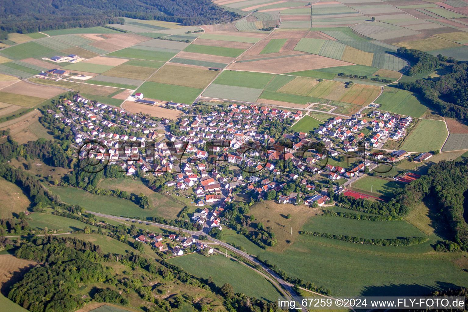 Vue aérienne de Campus universitaire Ulm avec l'Institut des composants et circuits électroniques à le quartier Mähringen in Ulm dans le département Bade-Wurtemberg, Allemagne