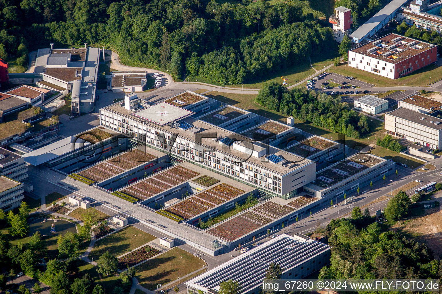 Vue aérienne de Campus universitaire Ulm avec l'Institut des composants et circuits électroniques à le quartier Eselsberg in Ulm dans le département Bade-Wurtemberg, Allemagne