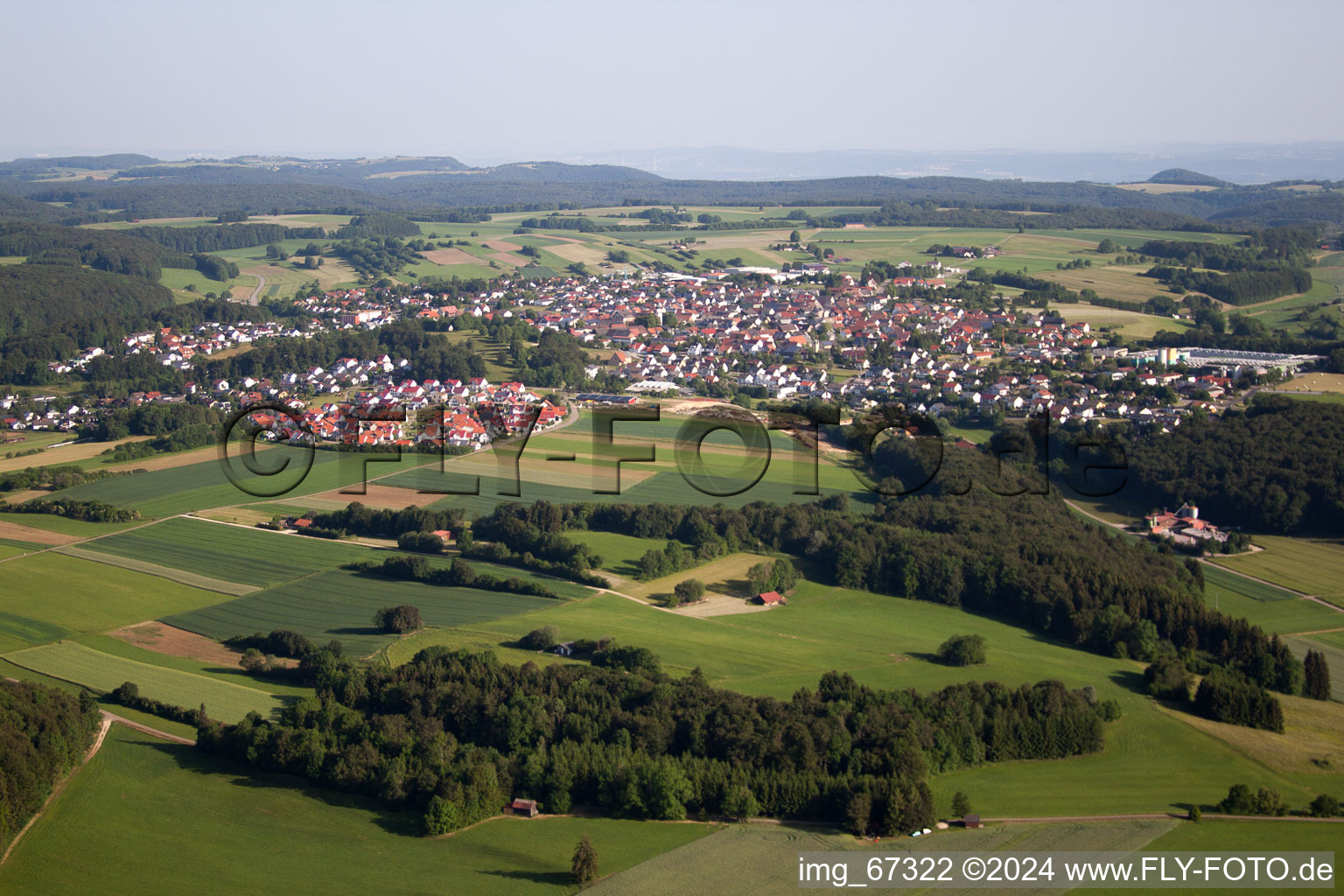 Vue aérienne de Dans le quartier Feldstetten à Laichingen à Feldstetten dans le département Bade-Wurtemberg, Allemagne