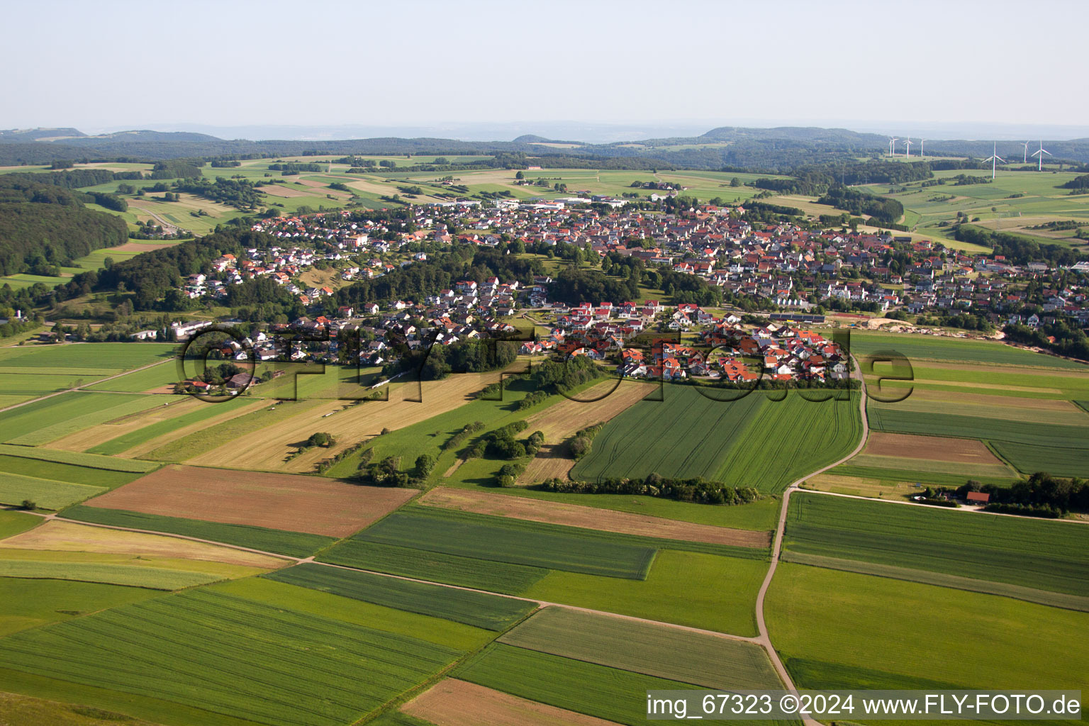 Vue aérienne de Du nord à le quartier Feldstetten in Laichingen dans le département Bade-Wurtemberg, Allemagne