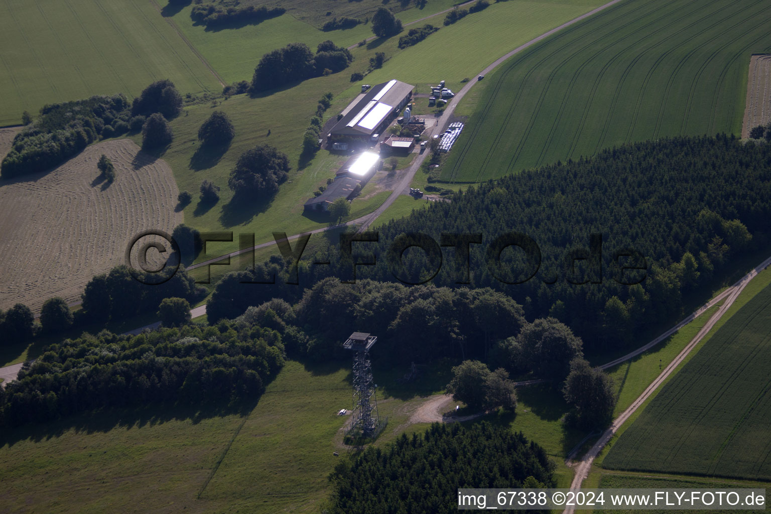 Vue aérienne de Ennabeuren dans le département Bade-Wurtemberg, Allemagne