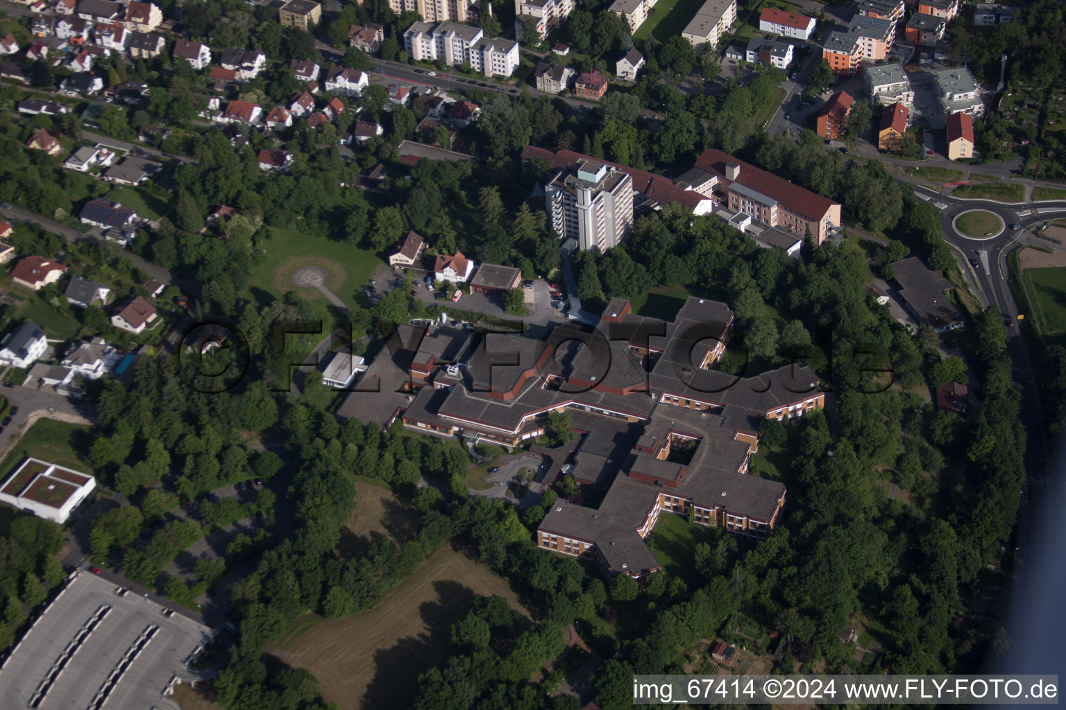 Photographie aérienne de Vue des rues et des maisons des quartiers résidentiels à Biberach an der Riß dans le département Bade-Wurtemberg, Allemagne