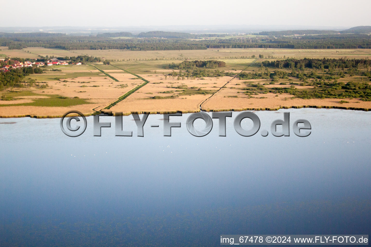 Alleshausen dans le département Bade-Wurtemberg, Allemagne depuis l'avion