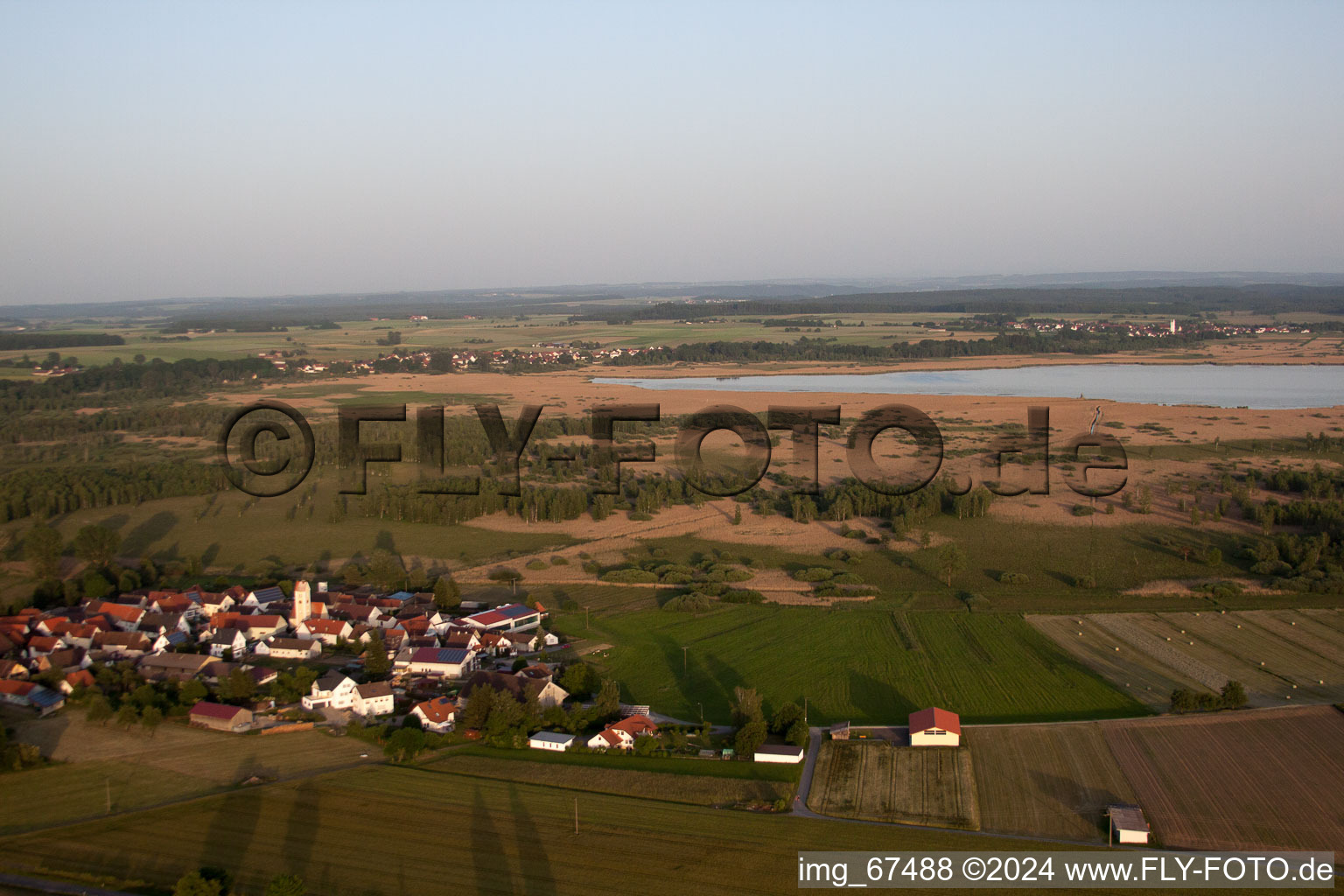 Enregistrement par drone de Alleshausen dans le département Bade-Wurtemberg, Allemagne