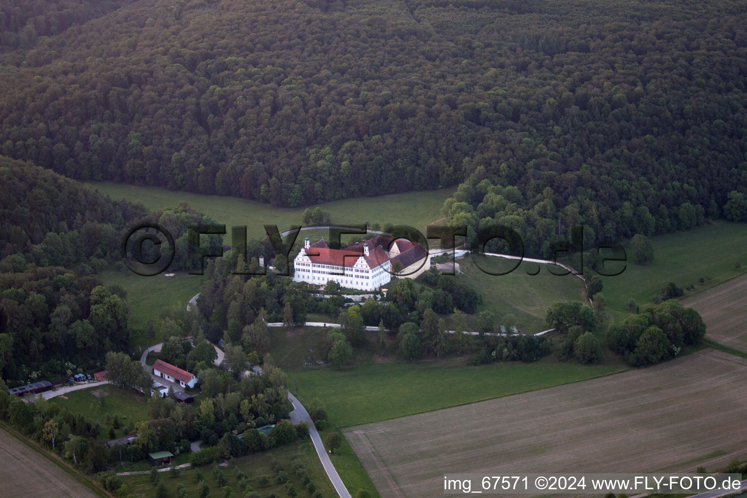 Vue aérienne de Kirchen dans le département Bade-Wurtemberg, Allemagne